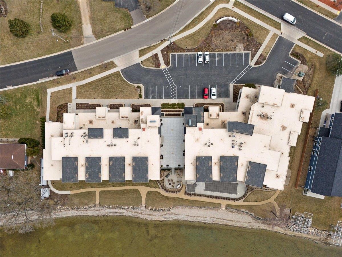 5600 Lake Edge Road 108