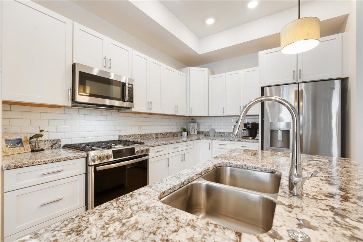 5600 Lake Edge Road 108