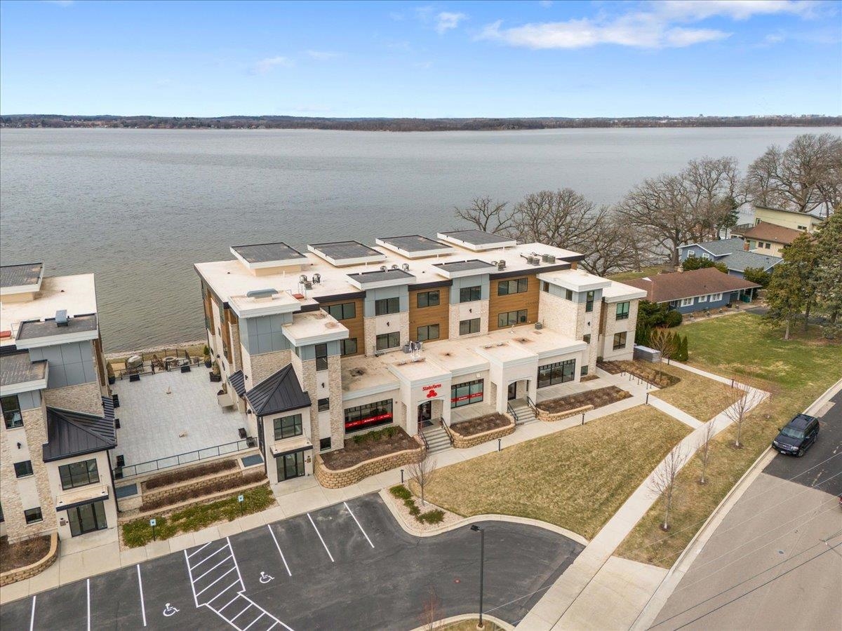 5600 Lake Edge Road 108