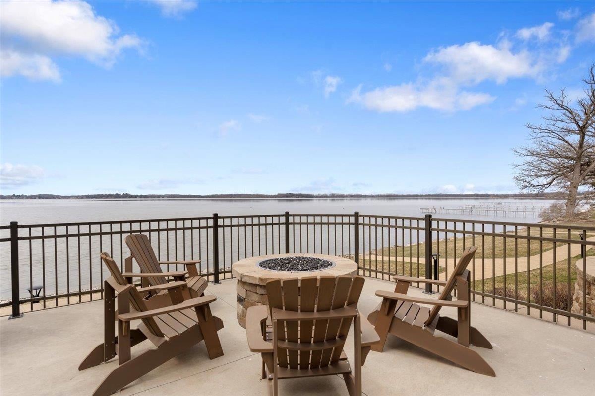 5600 Lake Edge Road 108