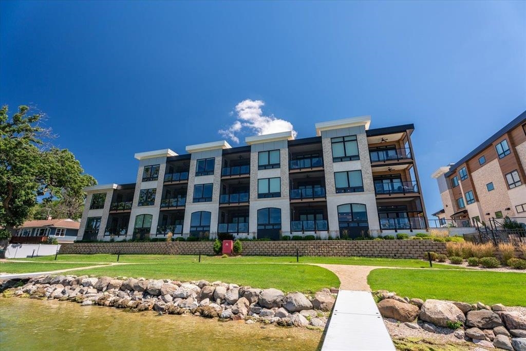 5600 Lake Edge Road 108