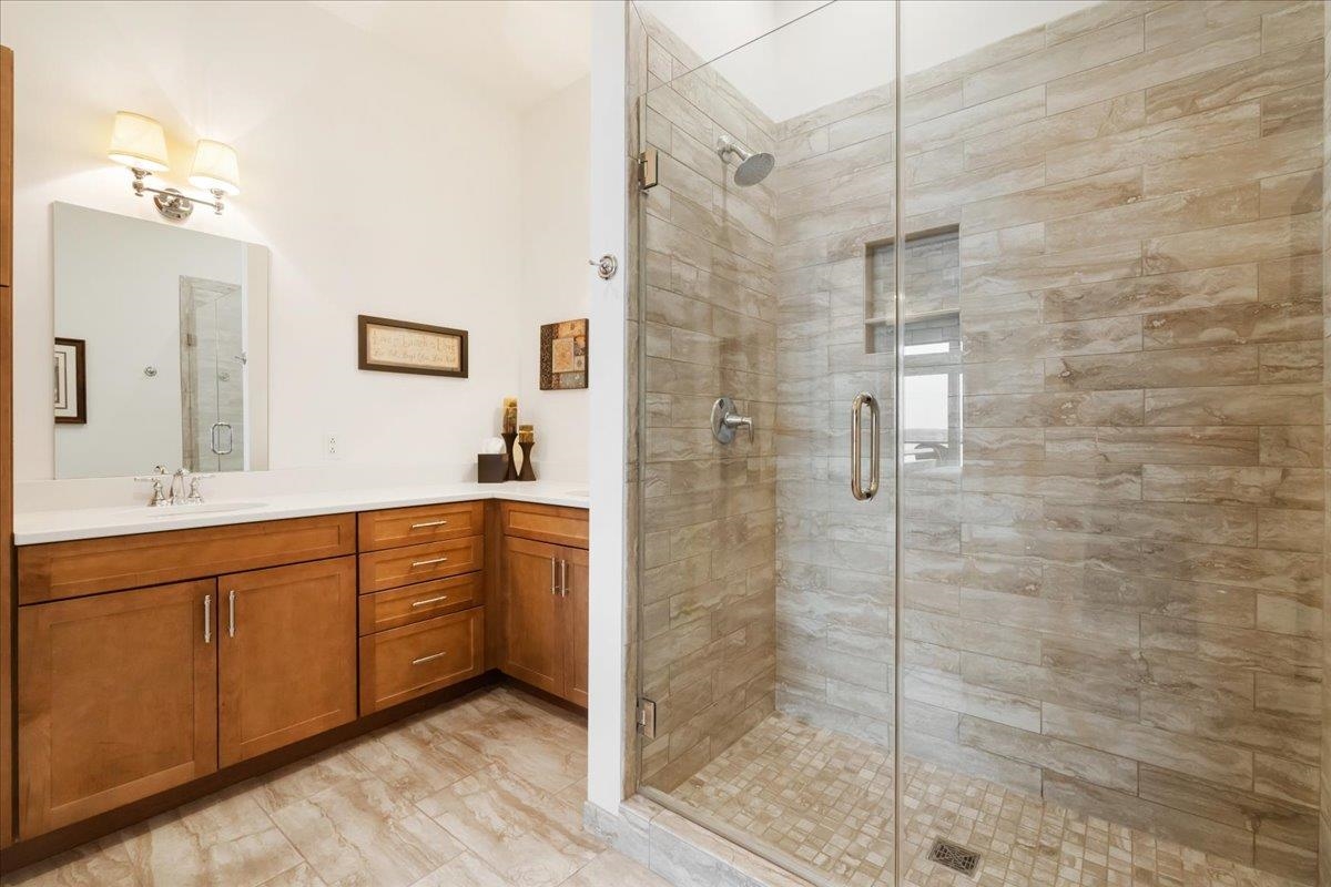 5600 Lake Edge Road 108