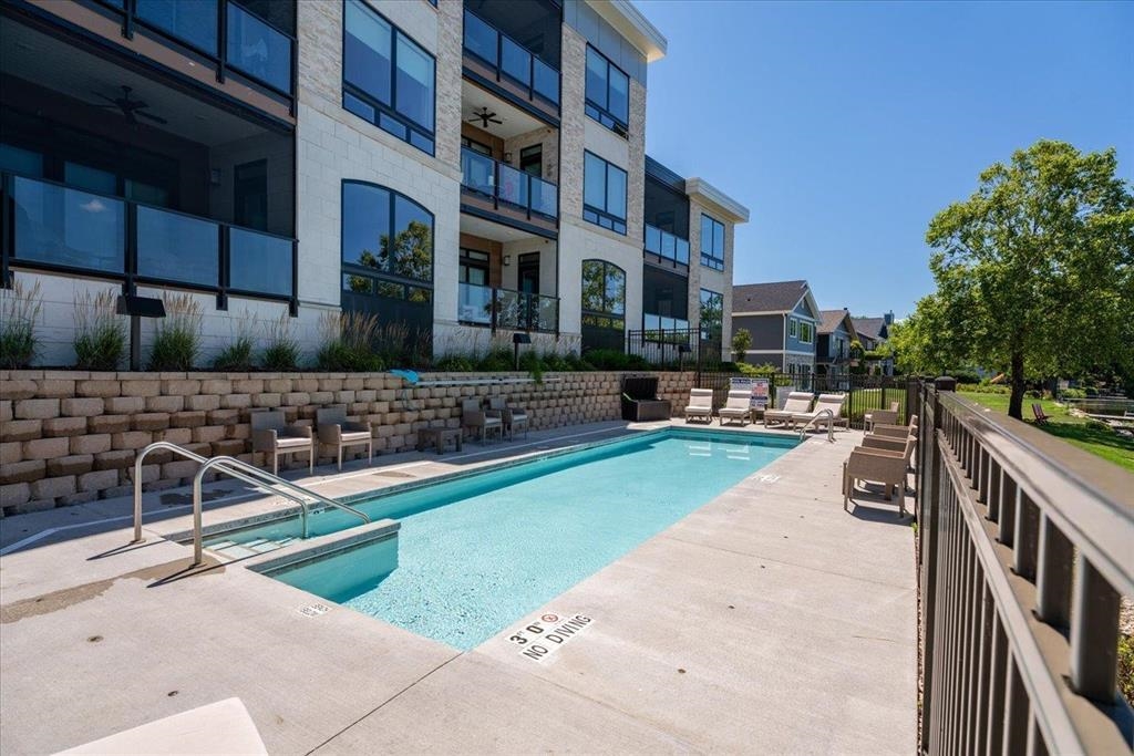 5600 Lake Edge Road 108