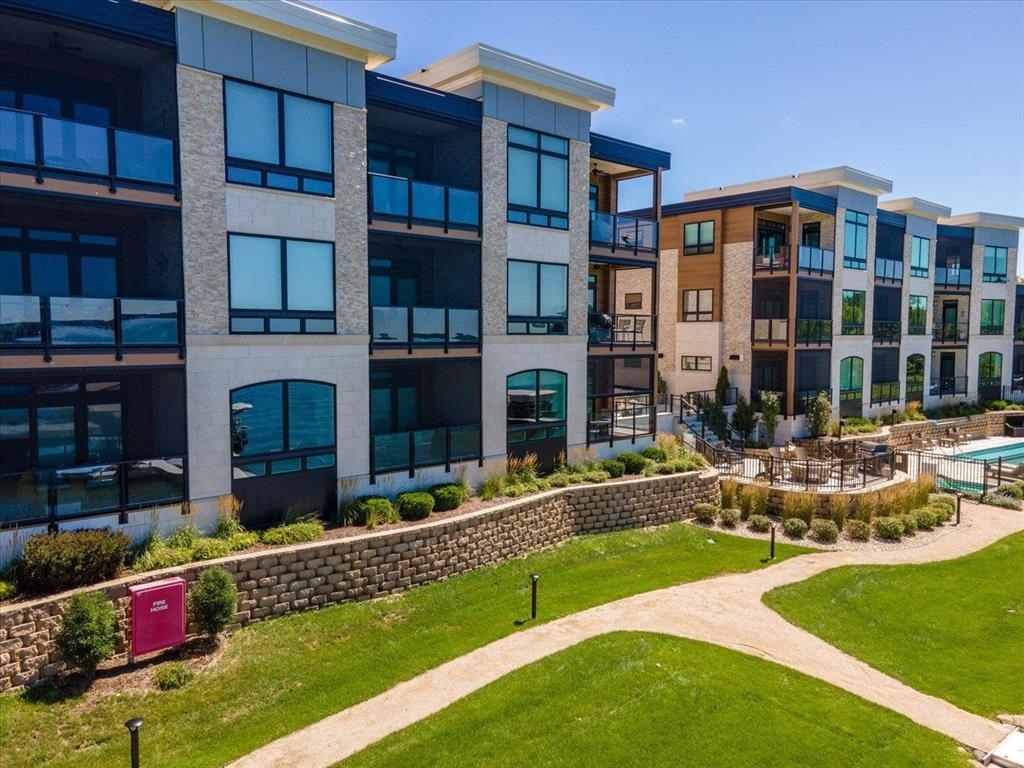 5600 Lake Edge Road 108