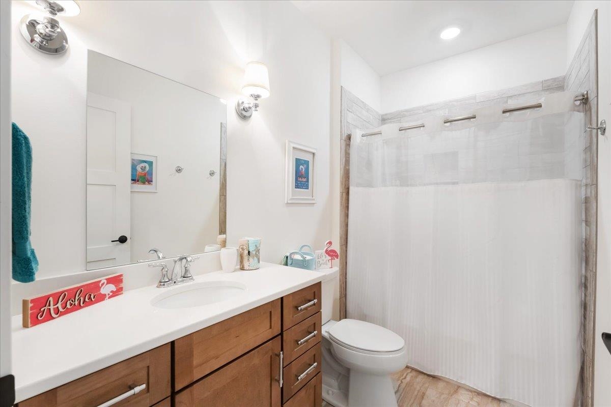 5600 Lake Edge Road 108