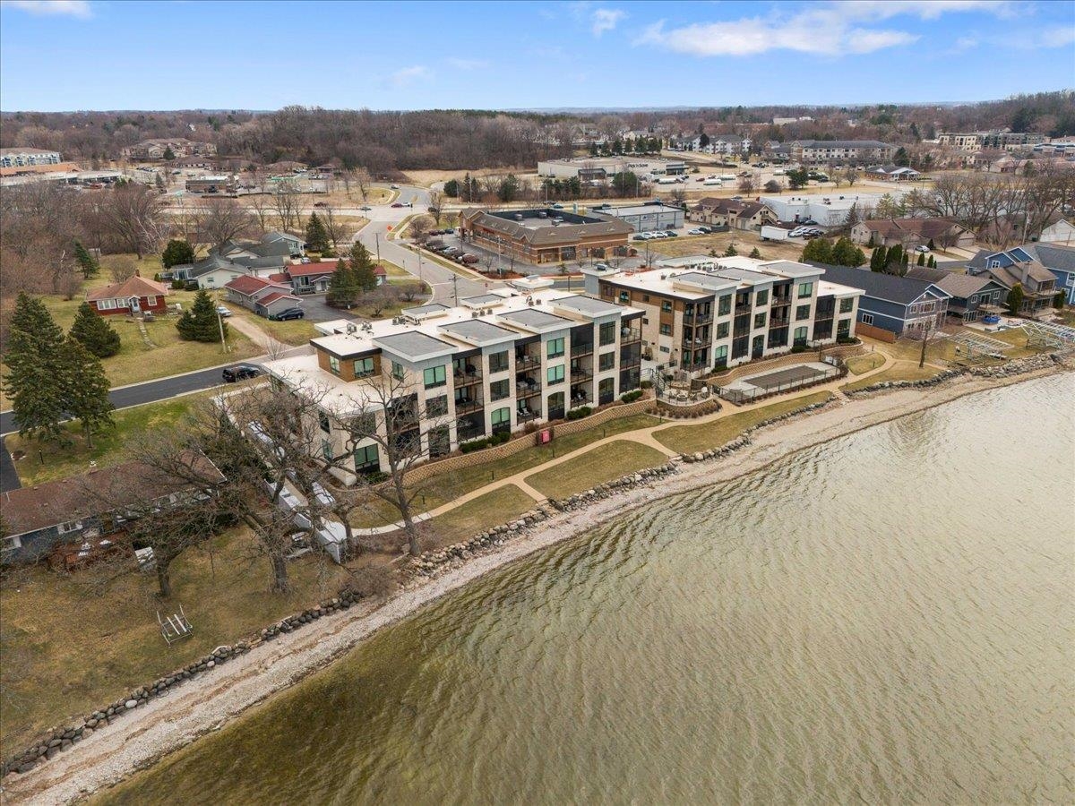 5600 Lake Edge Road 108