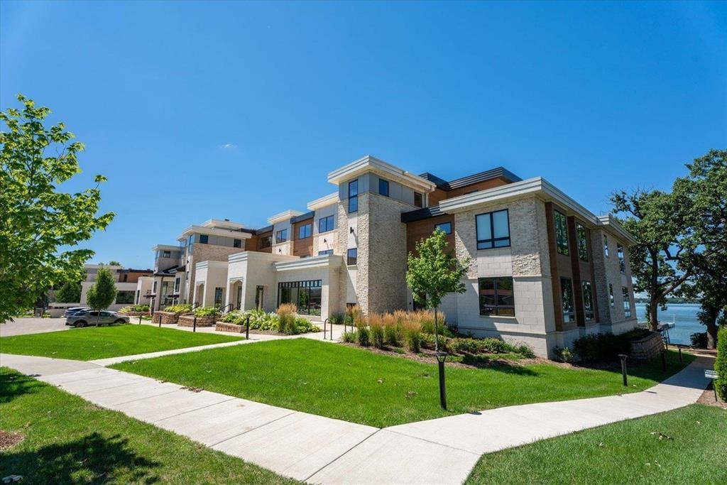 5600 Lake Edge Road 108