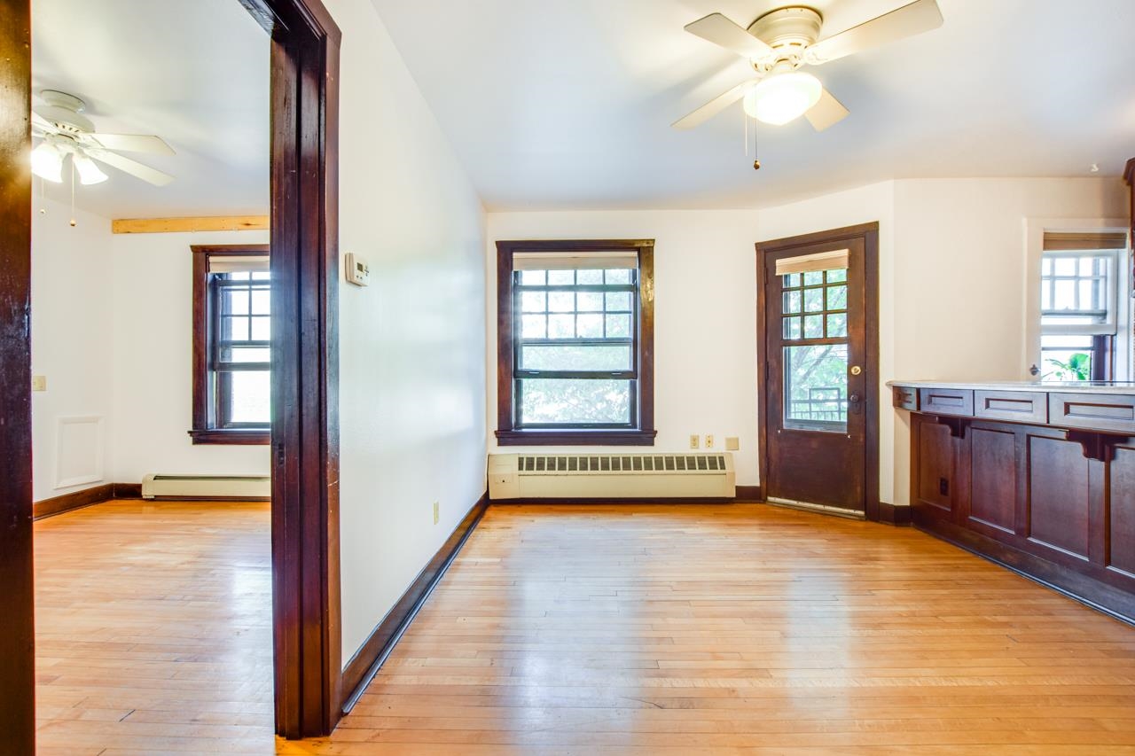 121 S Hamilton Street Unit: 203