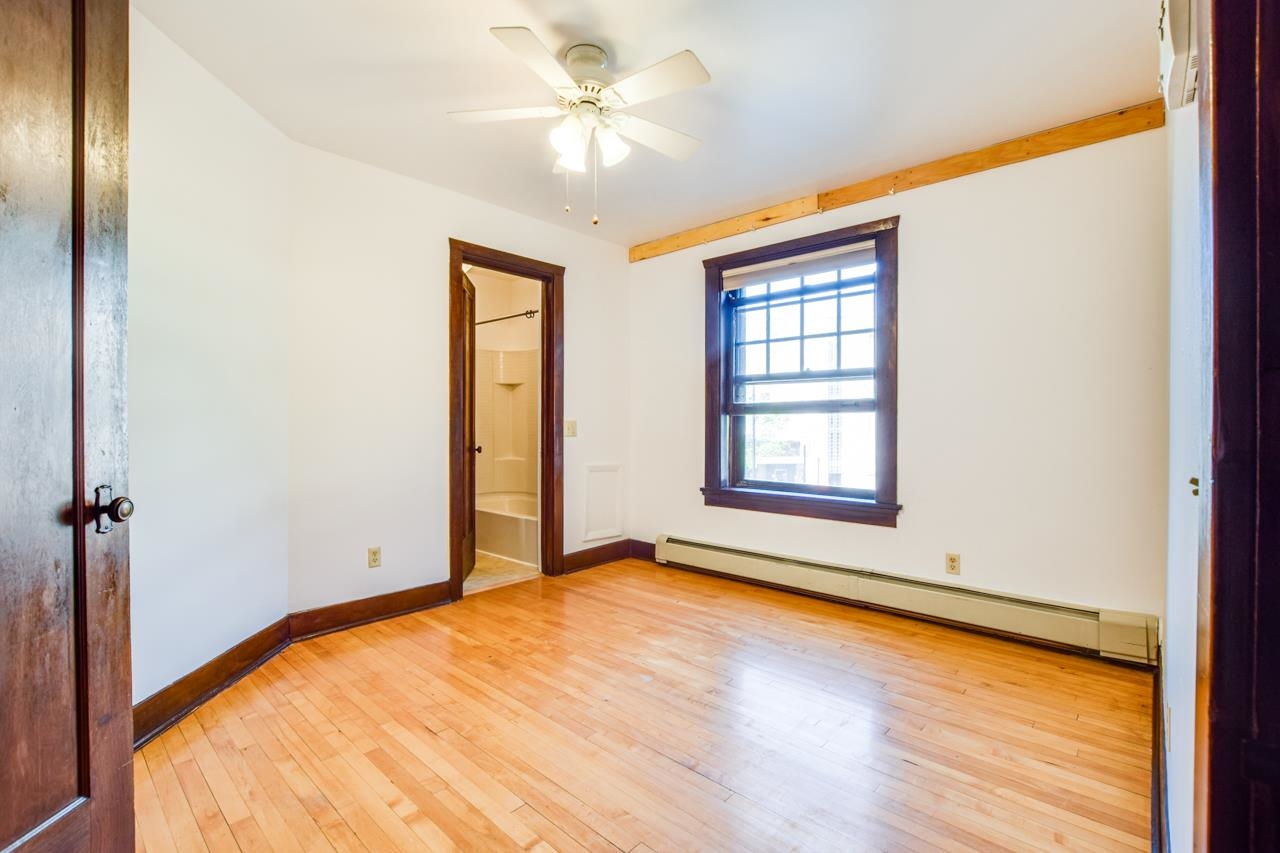121 S Hamilton Street Unit: 203