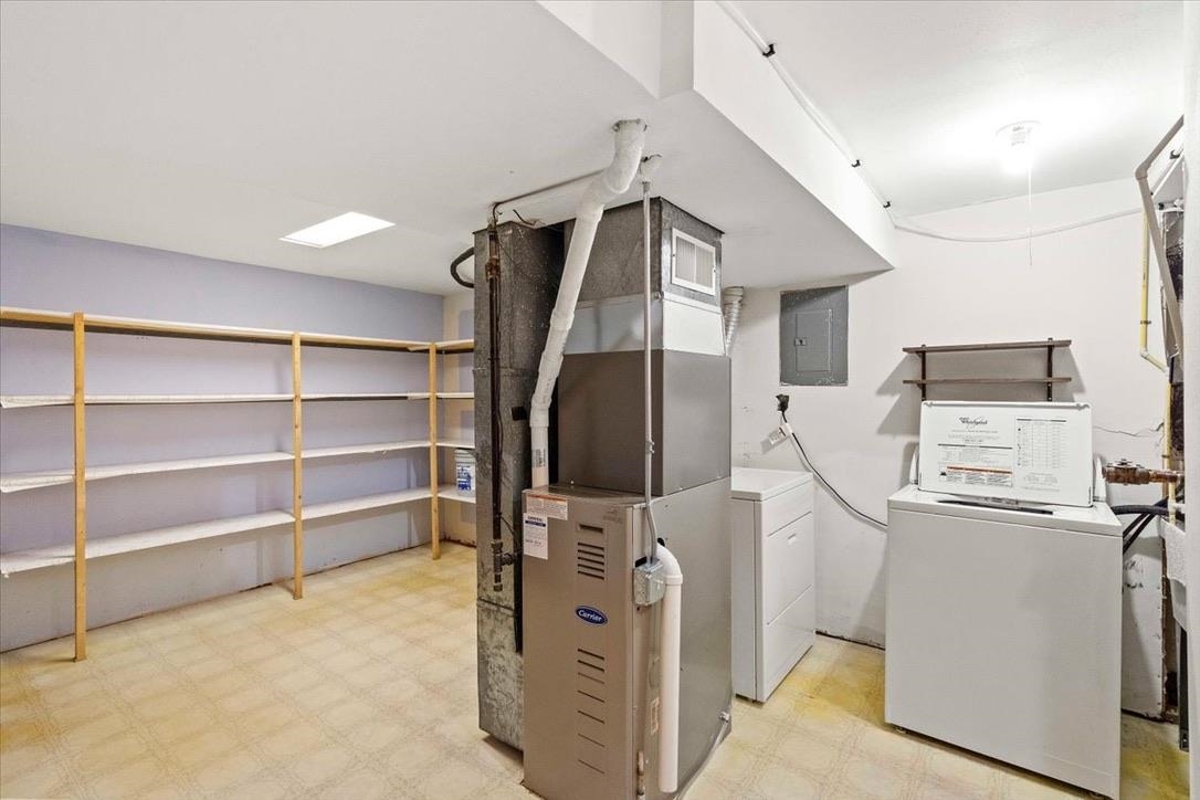 1109 McKenna Boulevard G