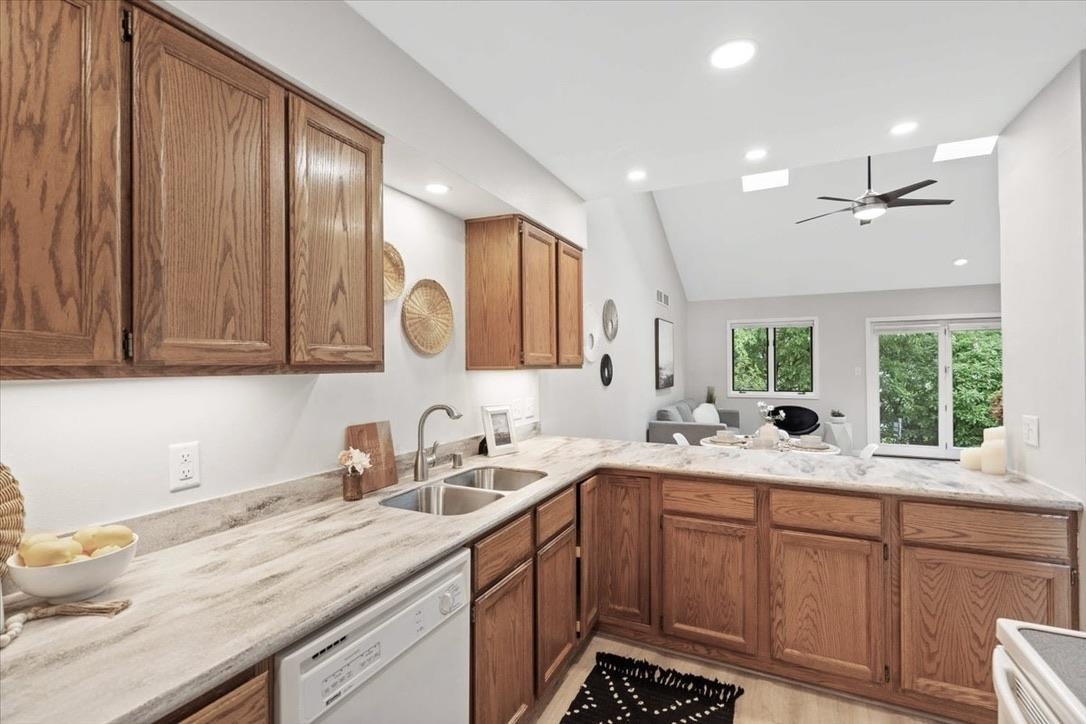 1109 McKenna Boulevard G