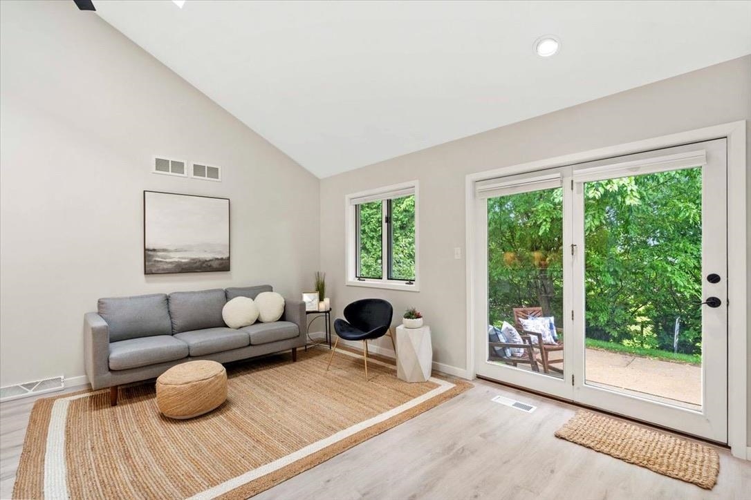 1109 McKenna Boulevard G