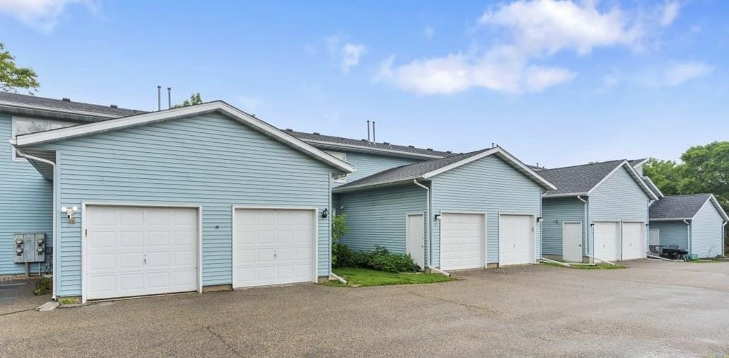 1109 McKenna Boulevard G