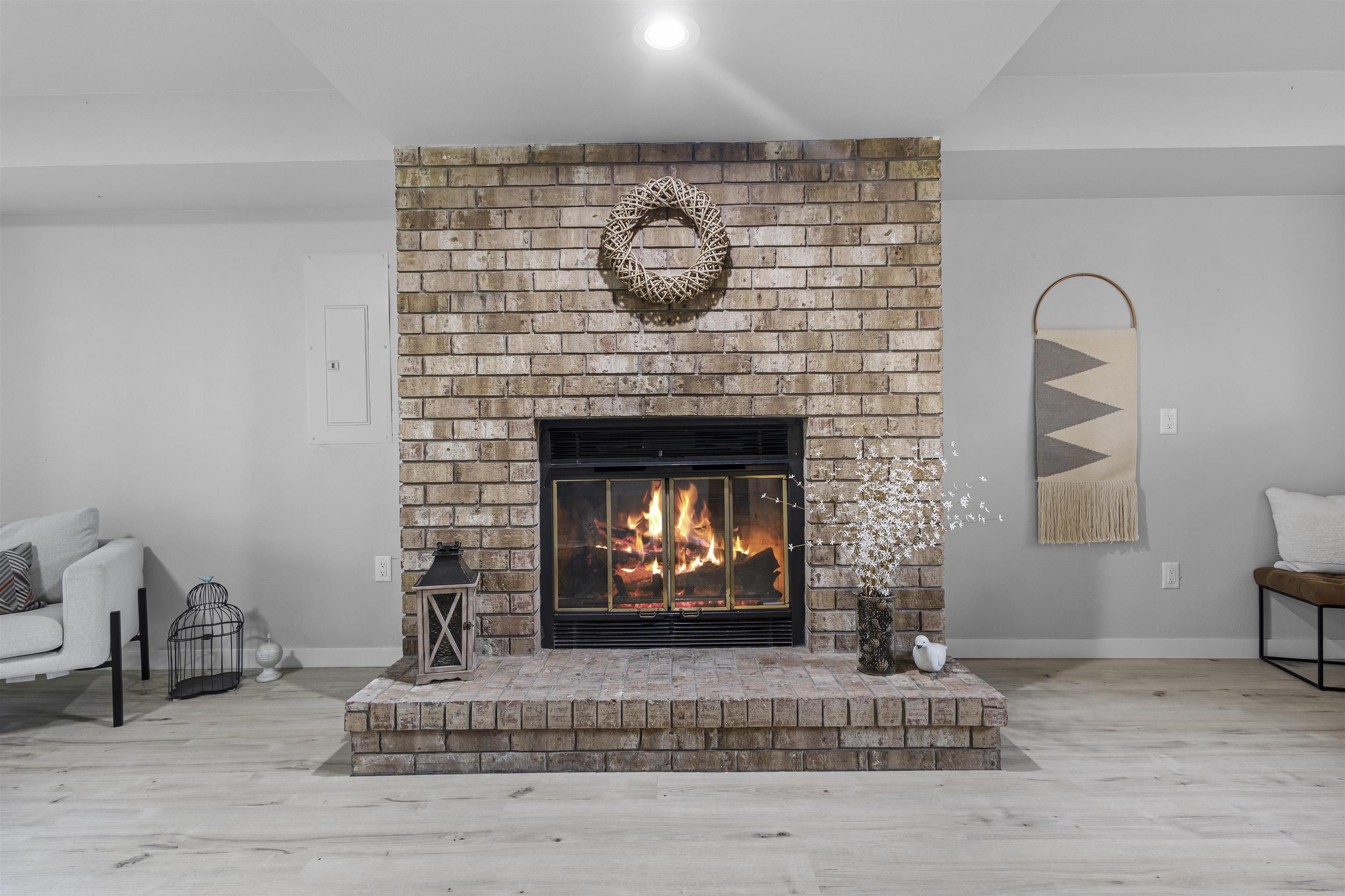 6414 Exchange Street