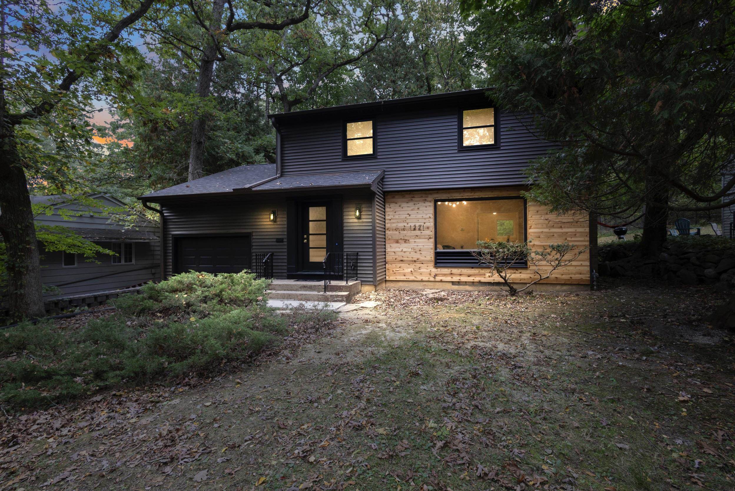 1221 Seminole Highway