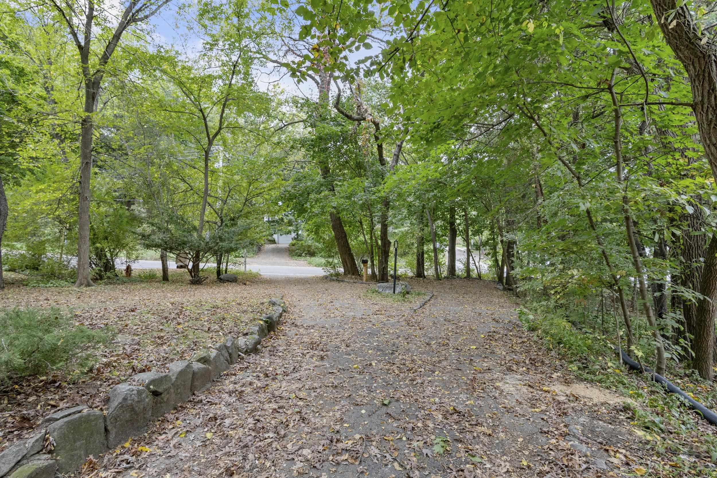 1221 Seminole Highway