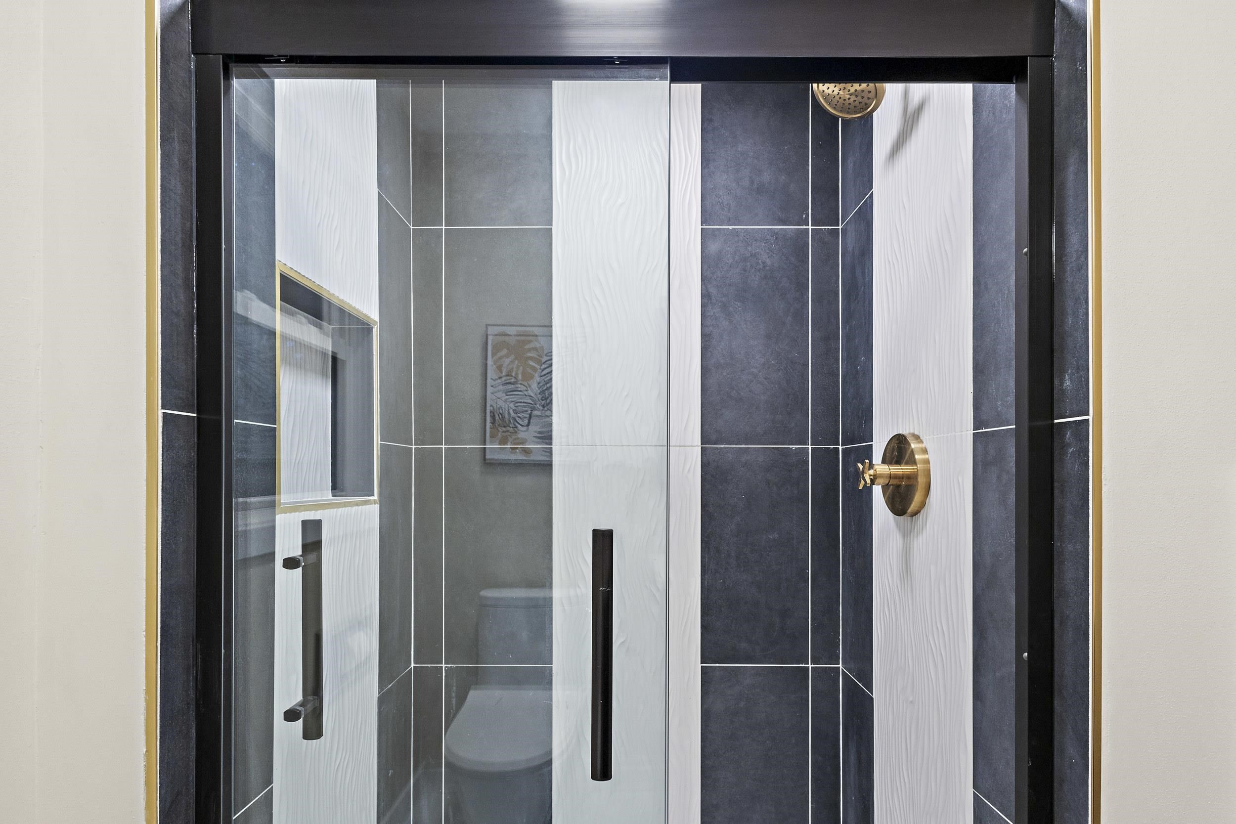 1221 Seminole Highway