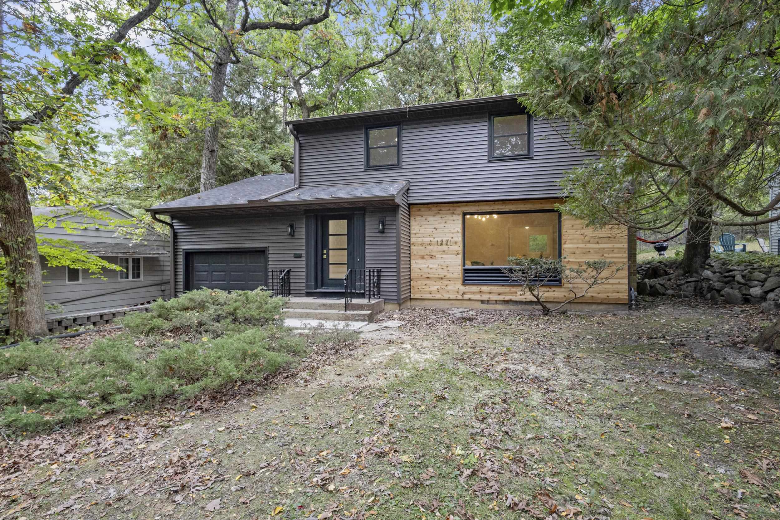 1221 Seminole Highway