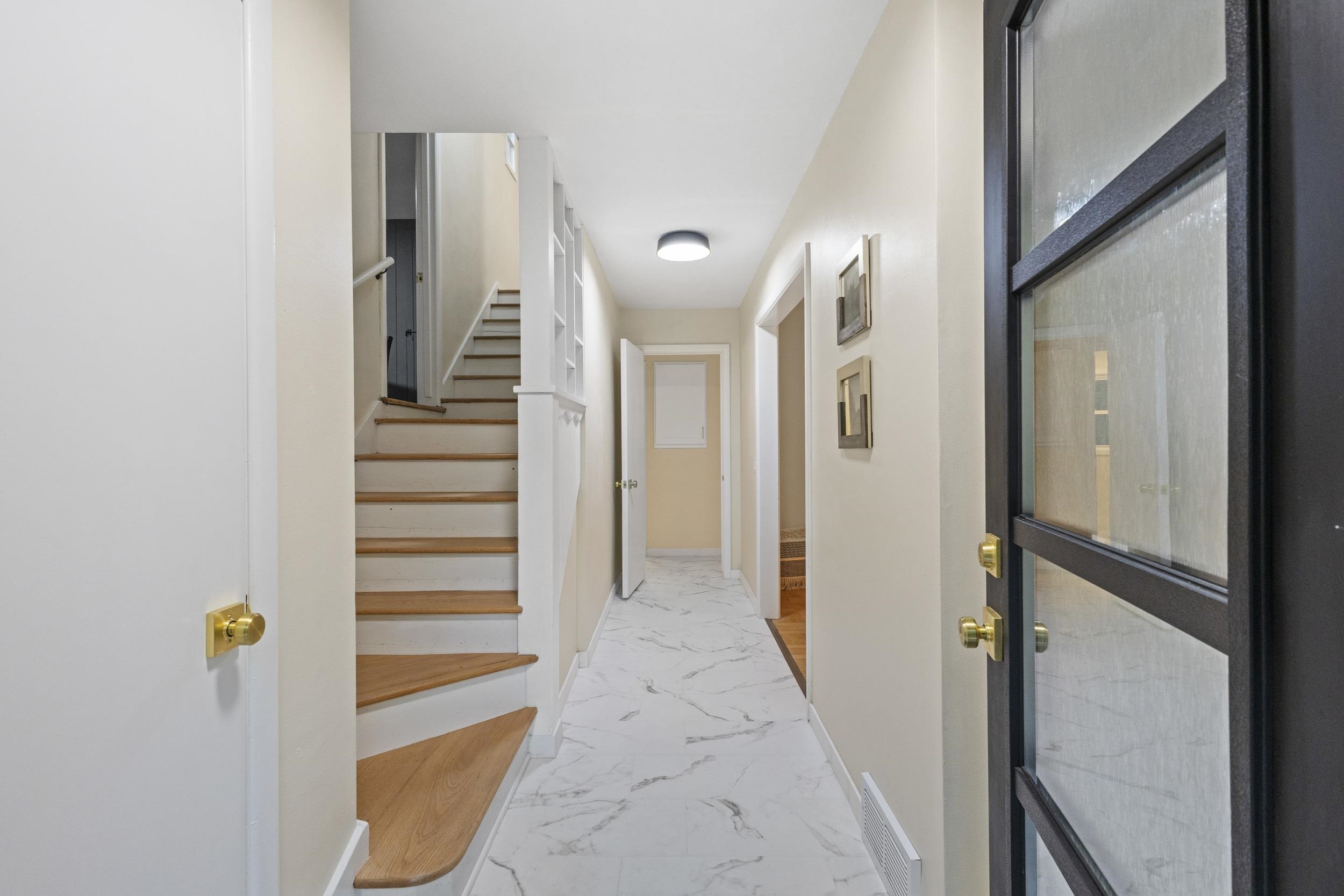 1221 Seminole Highway