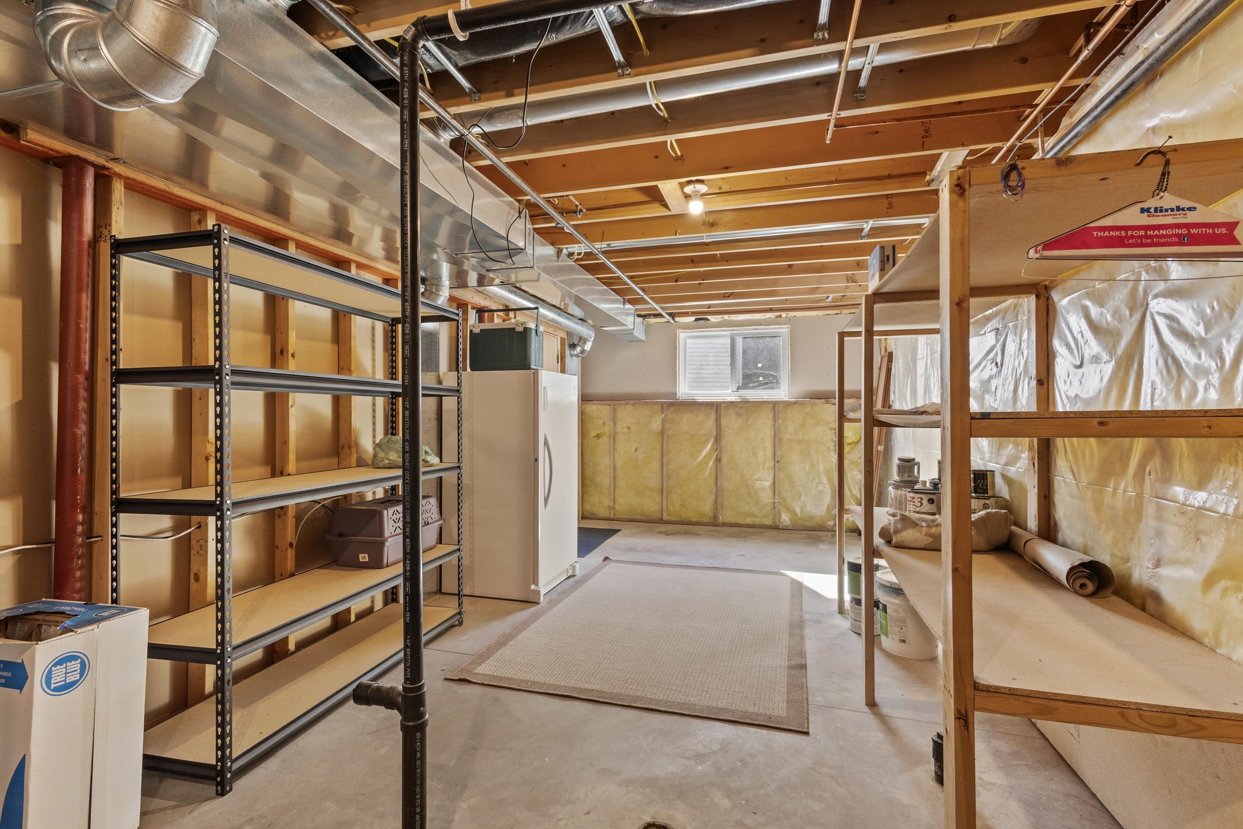 6002 Running Deer Trail