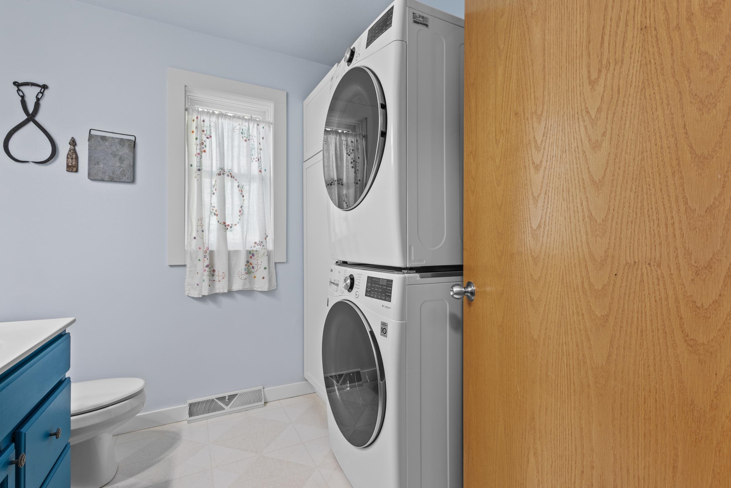 6002 Running Deer Trail