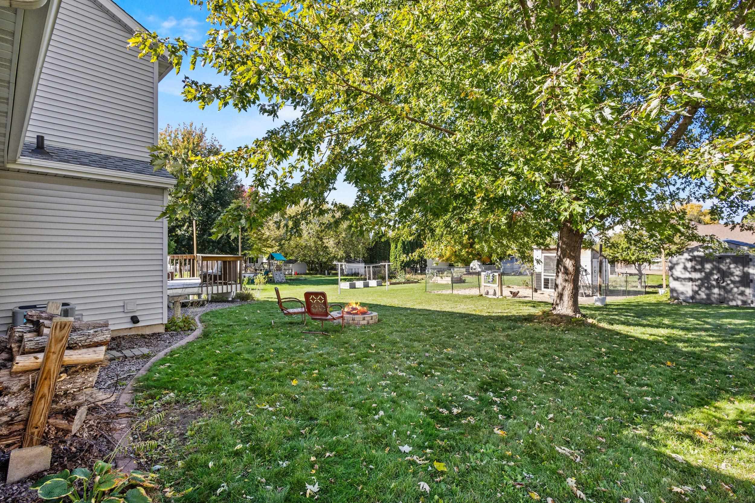 6002 Running Deer Trail