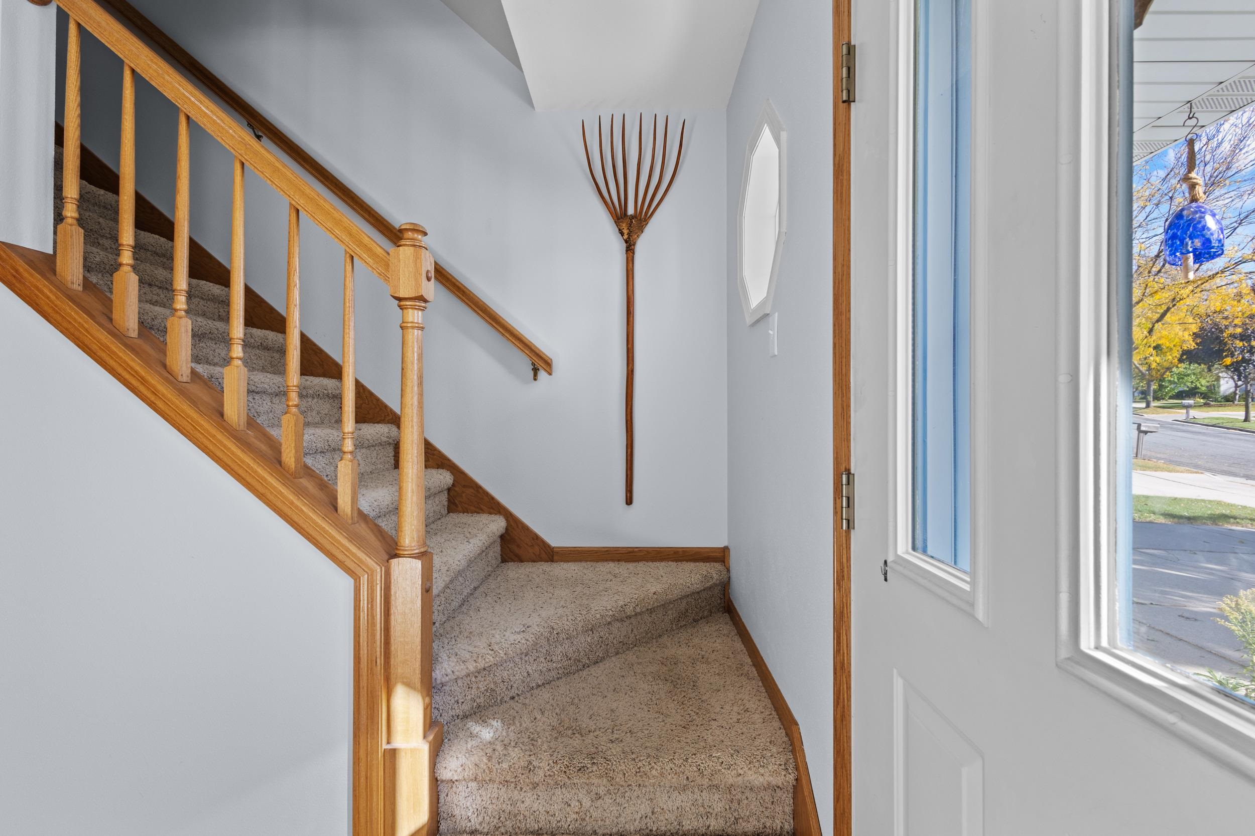 6002 Running Deer Trail