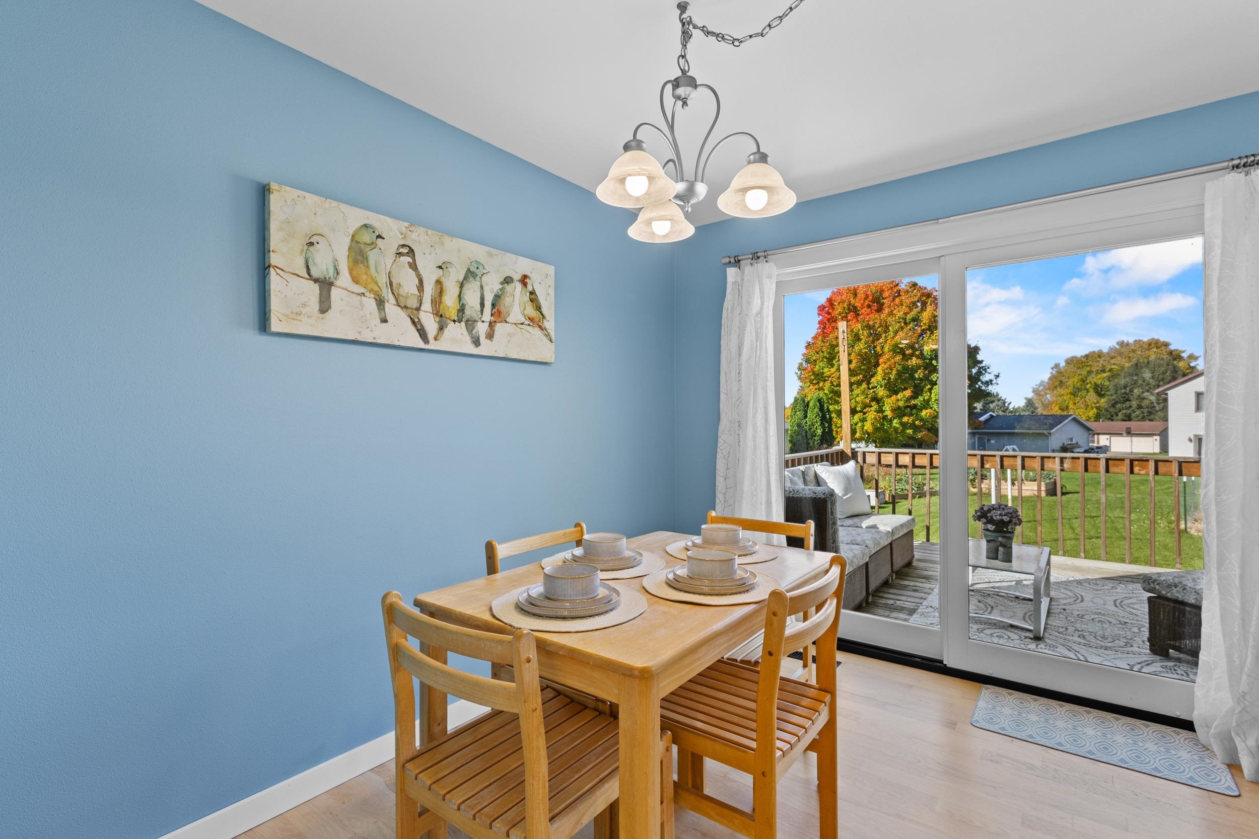 6002 Running Deer Trail