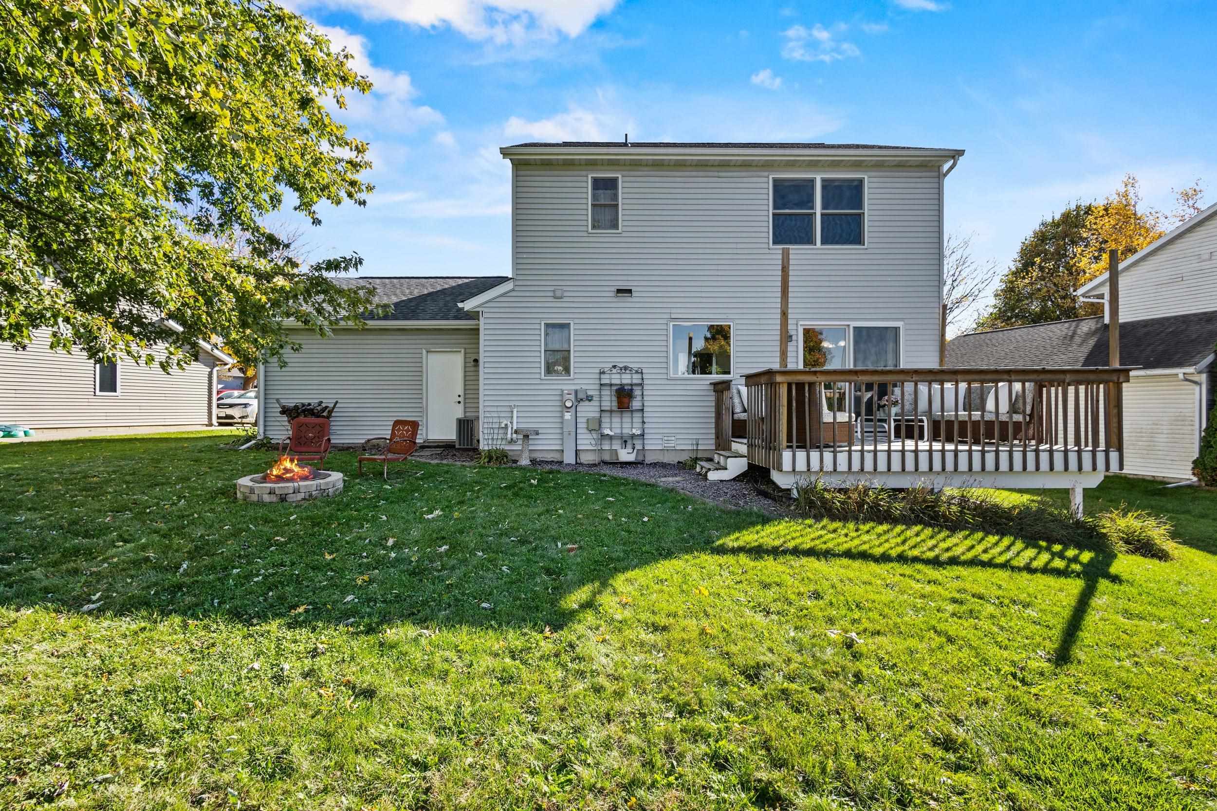 6002 Running Deer Trail