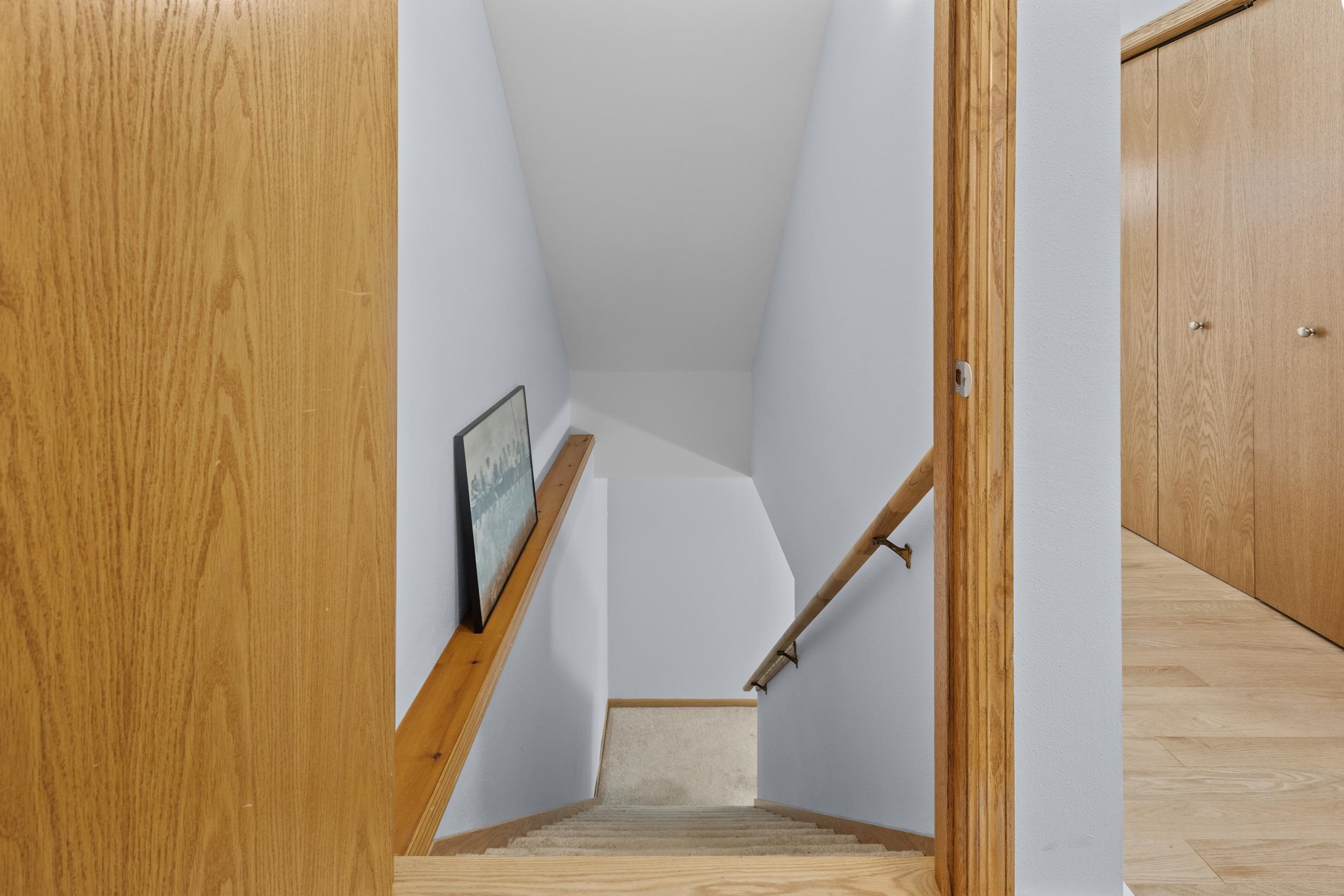 6002 Running Deer Trail