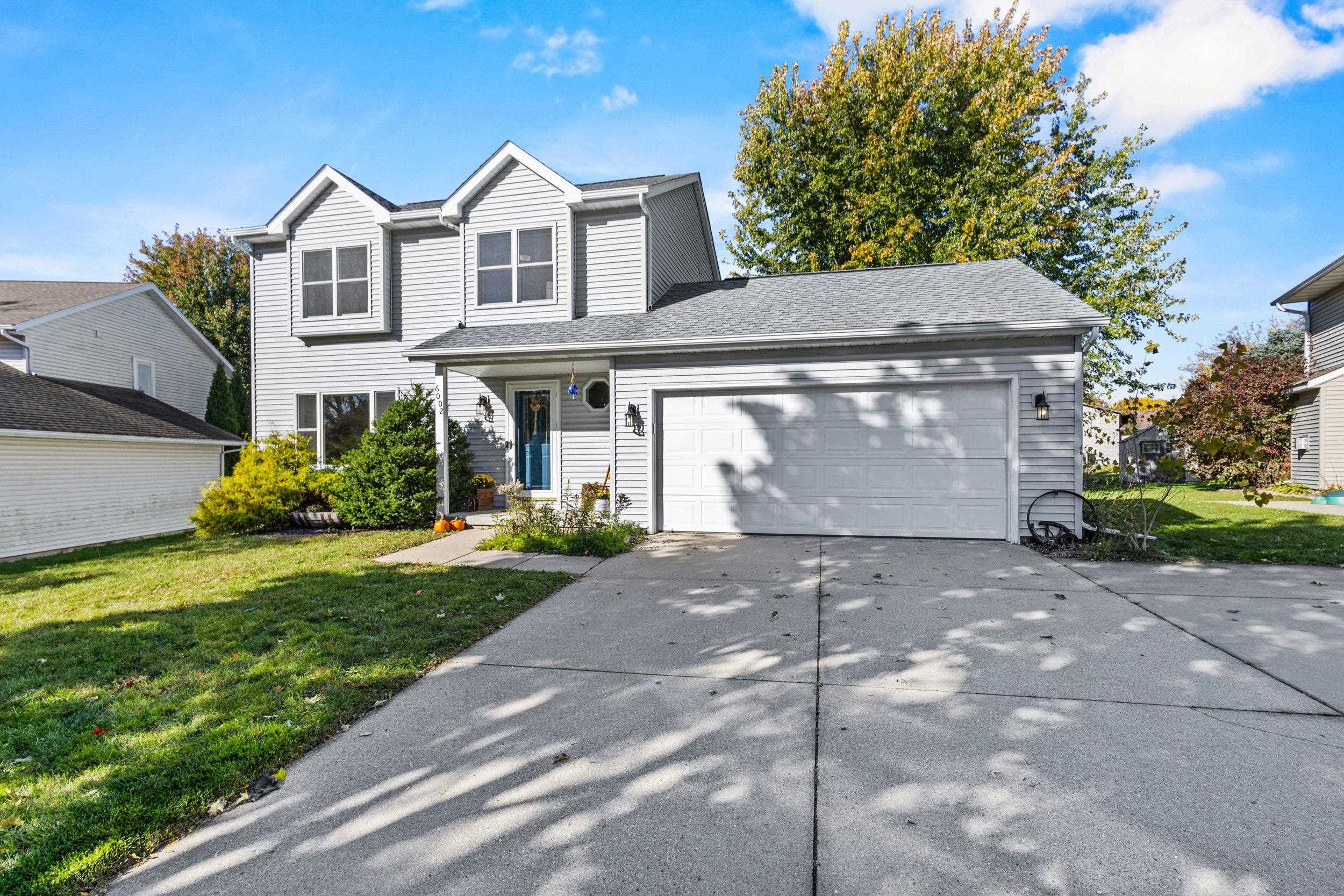 6002 Running Deer Trail