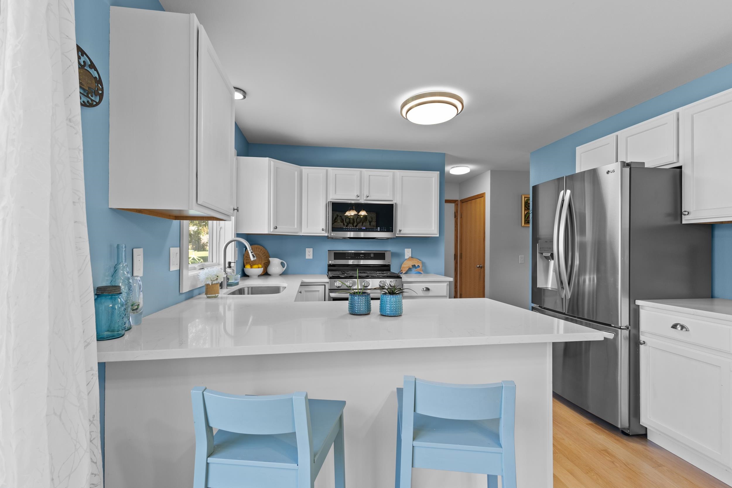 6002 Running Deer Trail