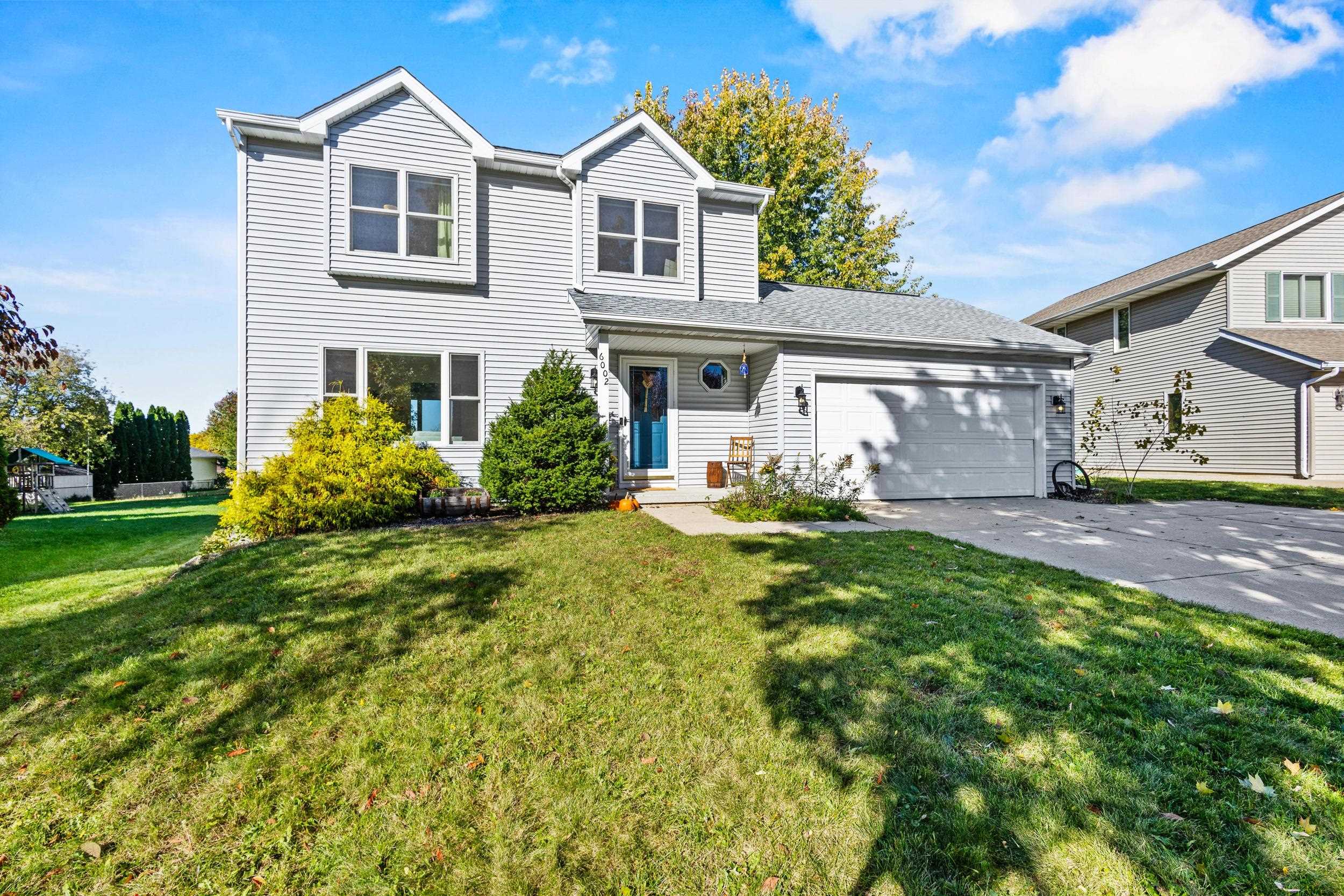 6002 Running Deer Trail