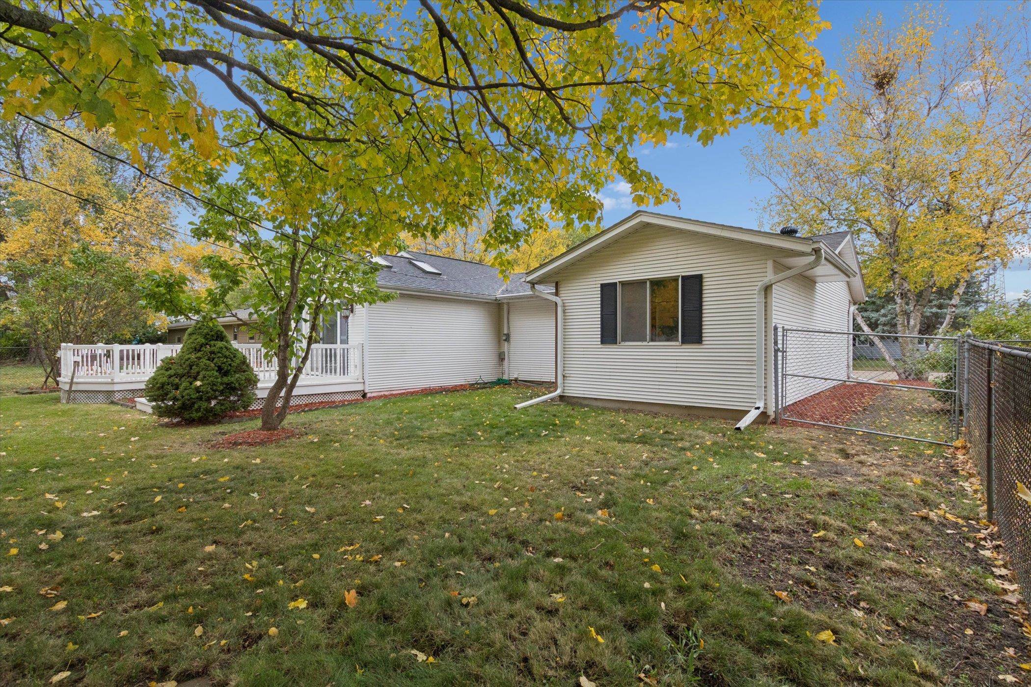 2724 Sherwood Drive