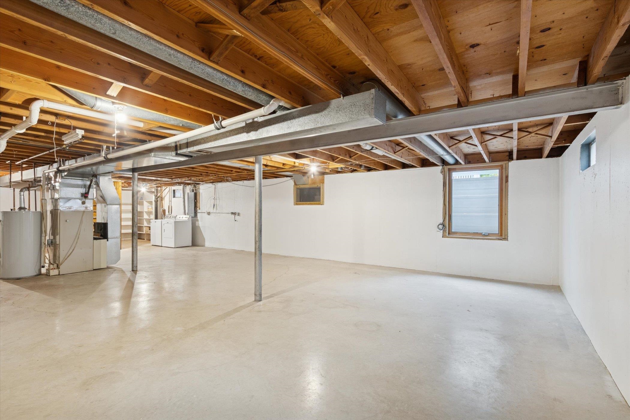 2724 Sherwood Drive