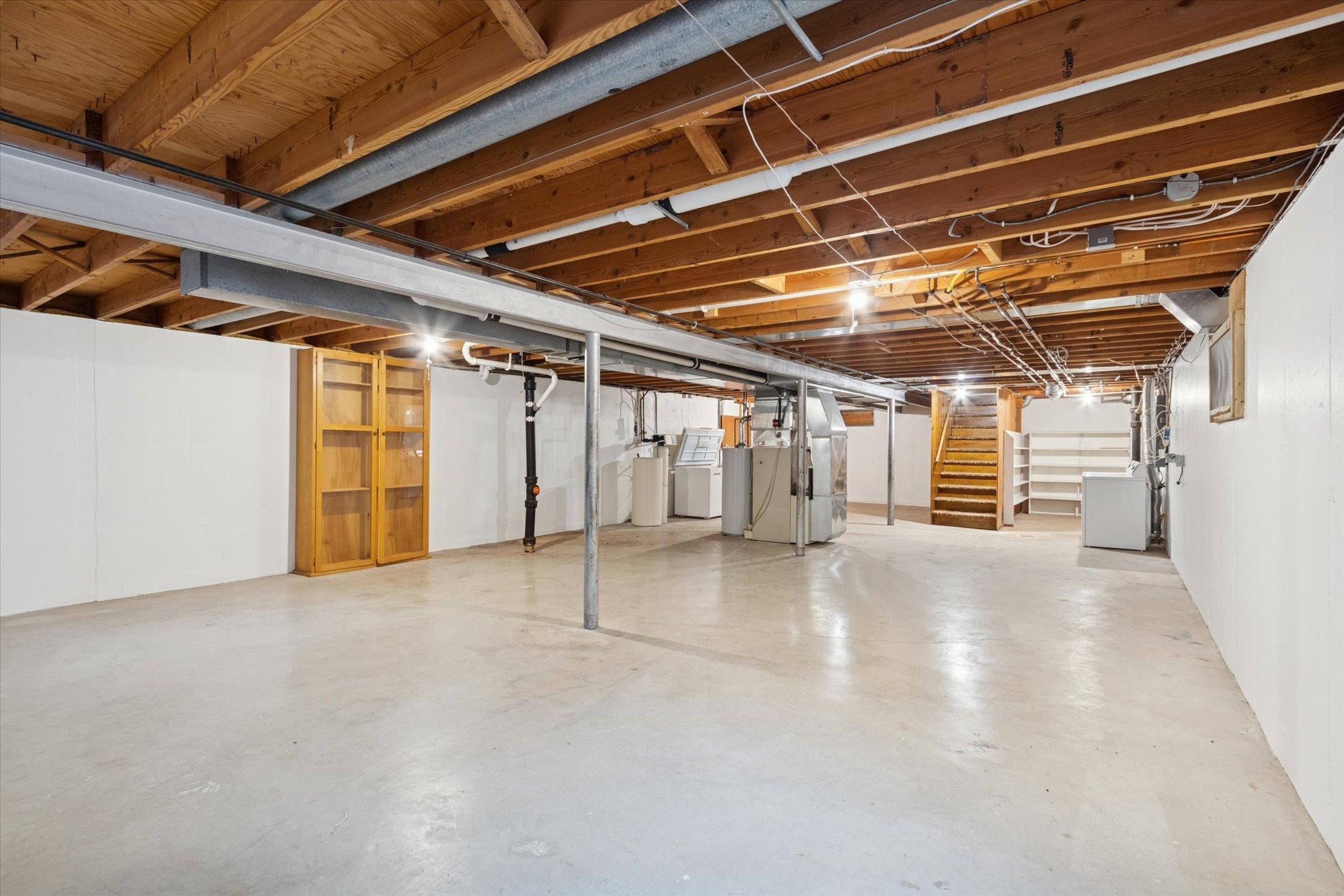 2724 Sherwood Drive