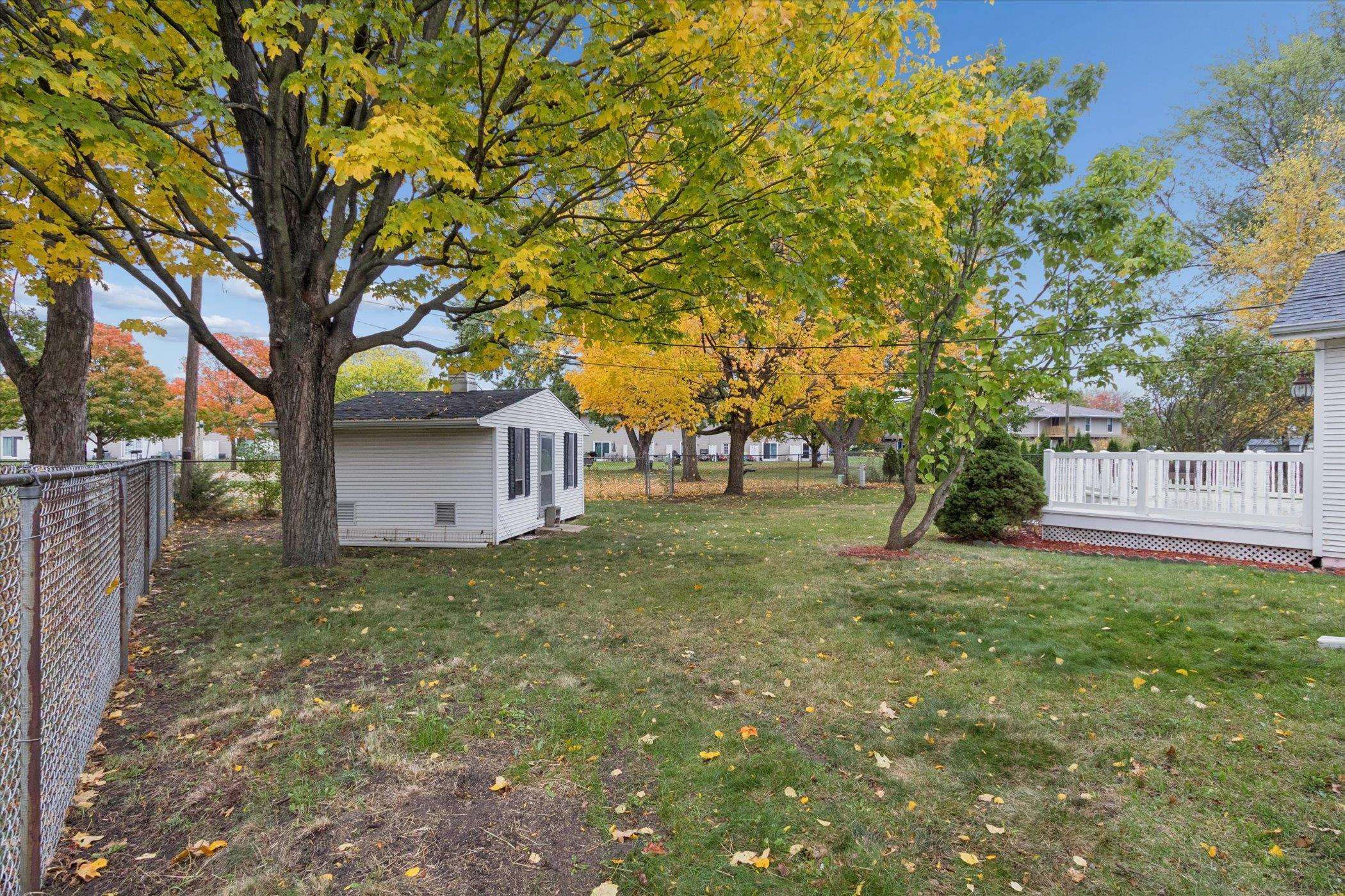 2724 Sherwood Drive