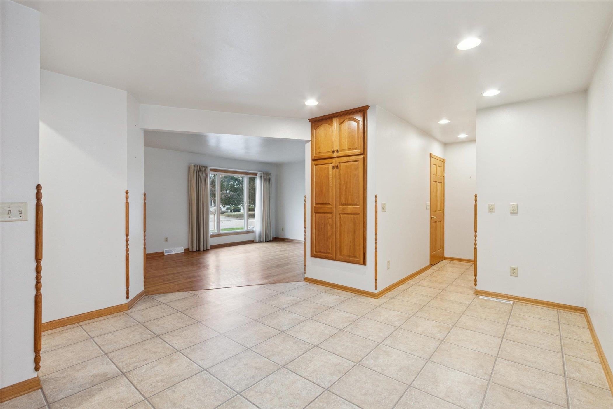 2724 Sherwood Drive