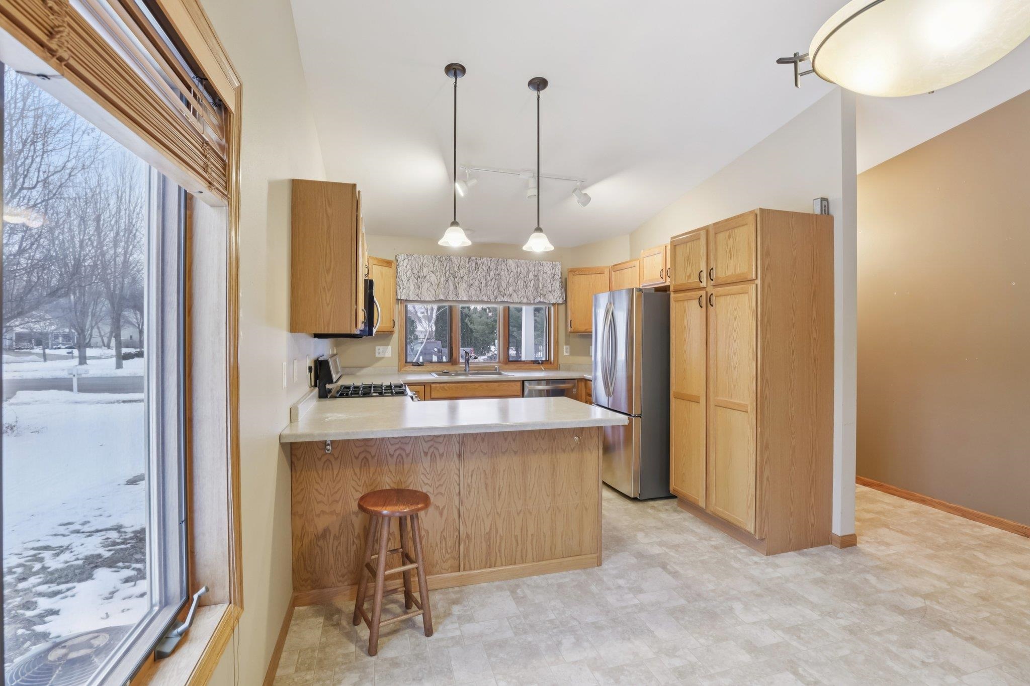 5879 Holscher Road