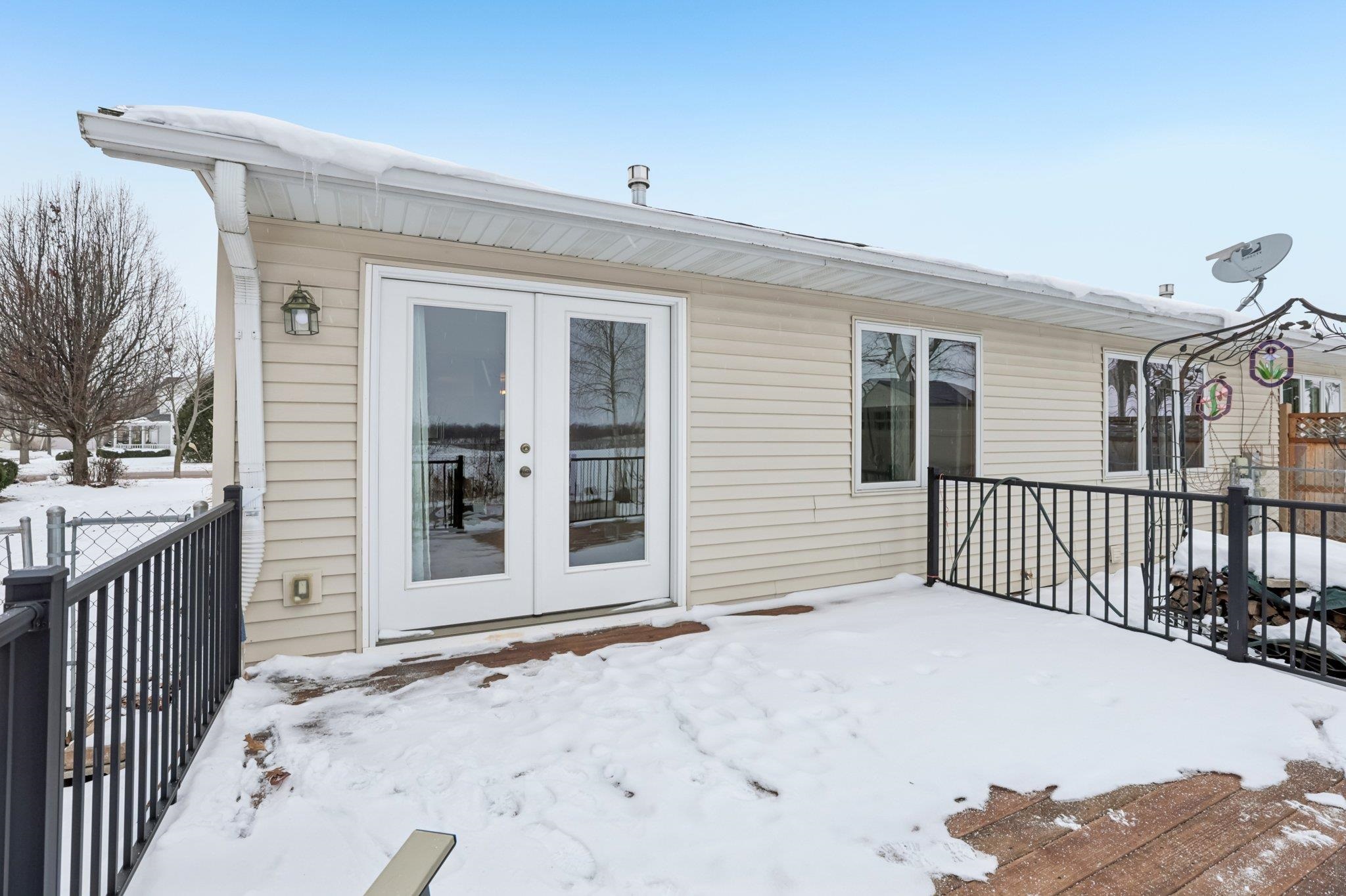 5879 Holscher Road