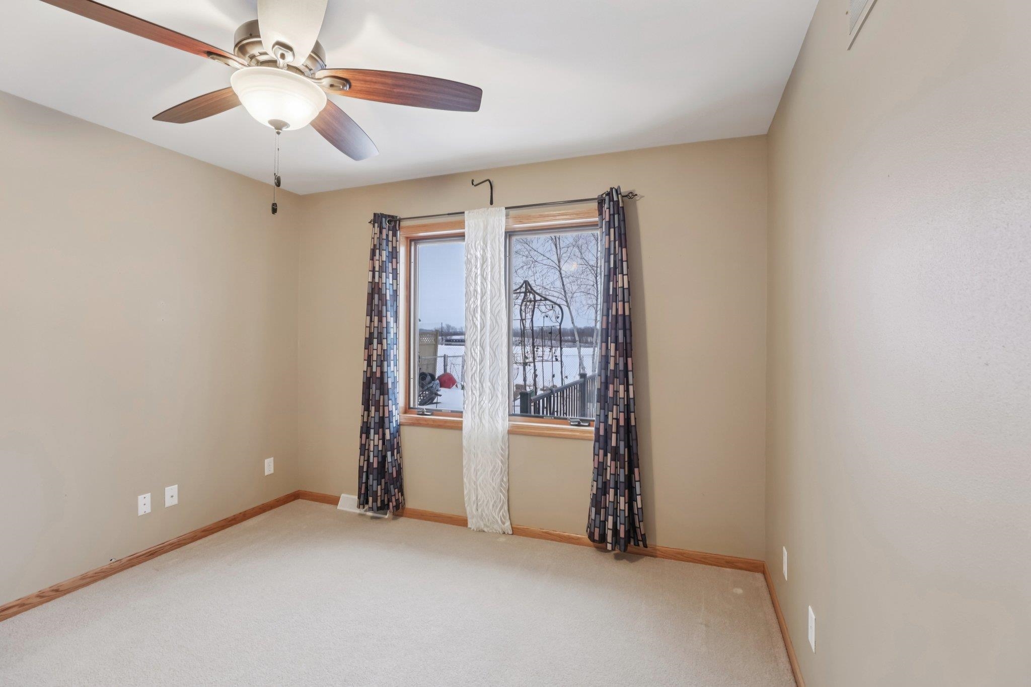 5879 Holscher Road