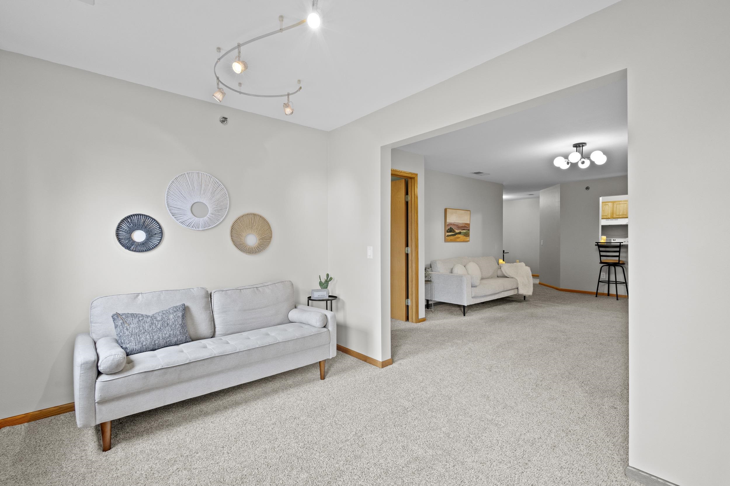 102 Prairie Heights Drive 216