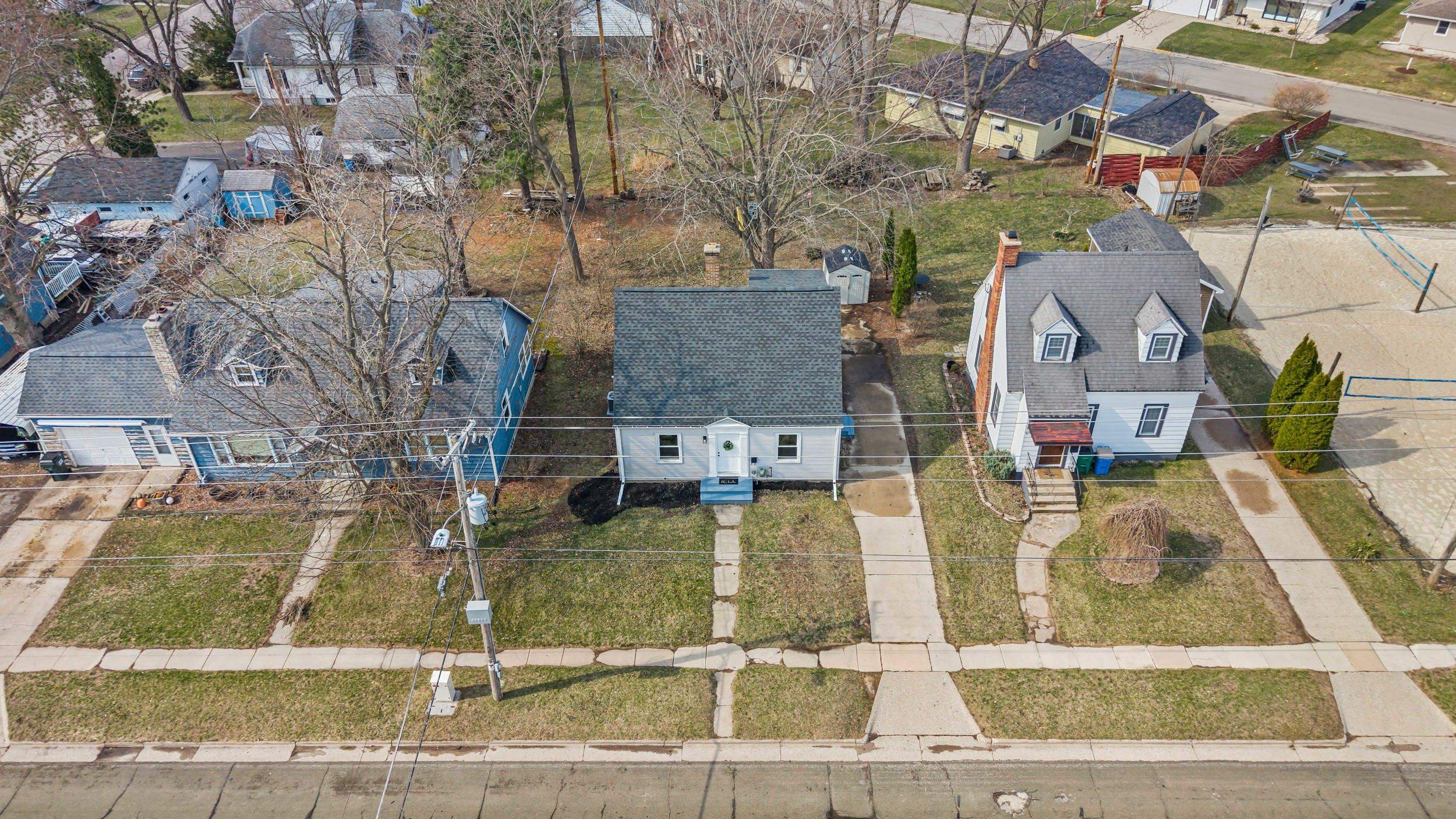 1306 W Wisconsin Street
