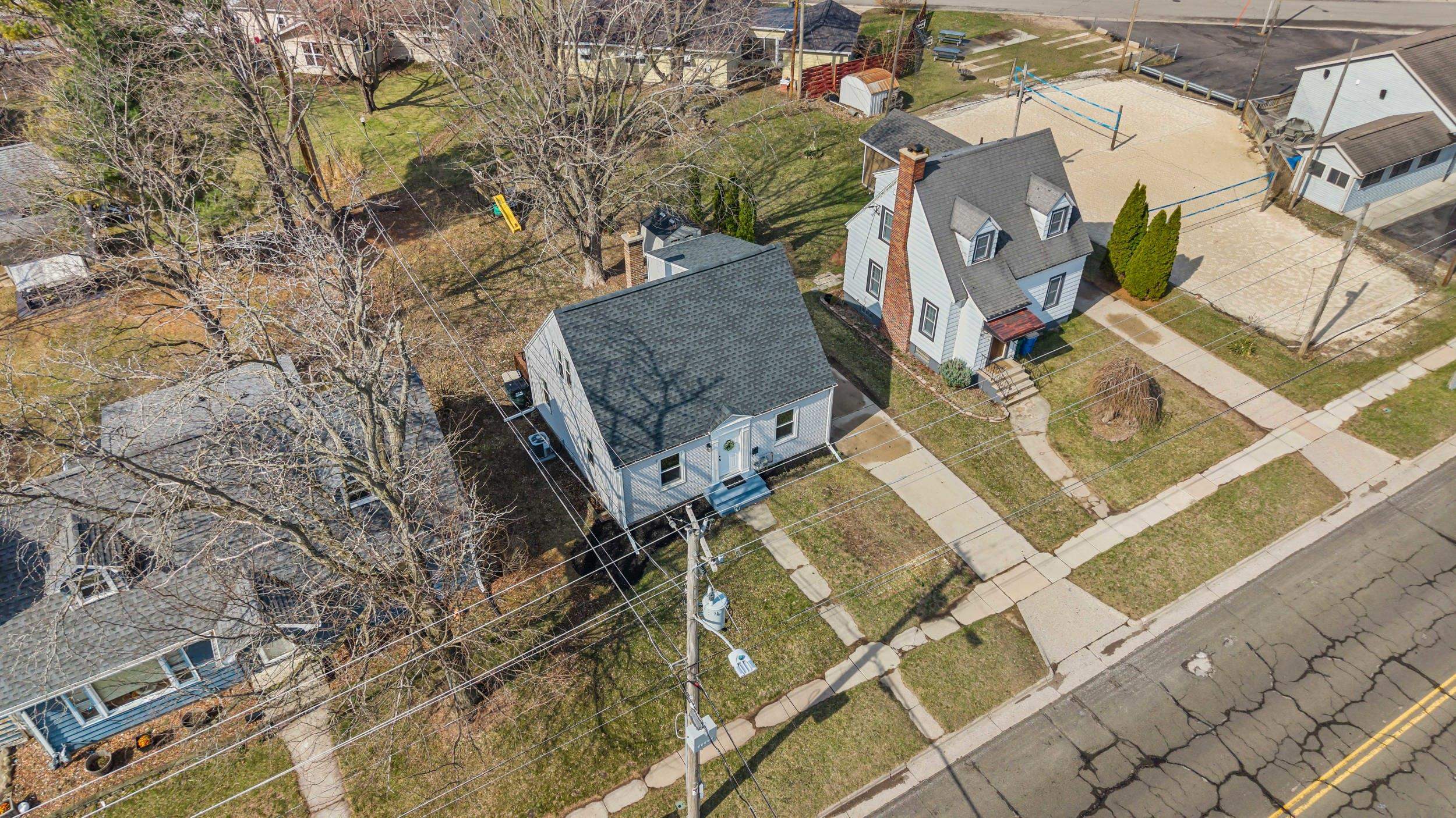 1306 W Wisconsin Street