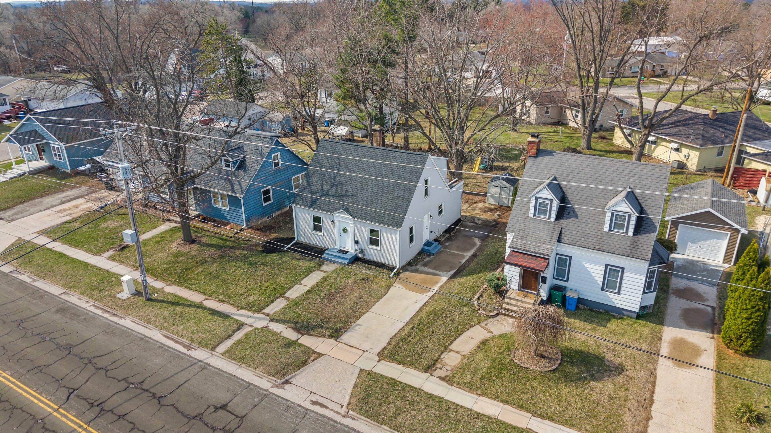 1306 W Wisconsin Street