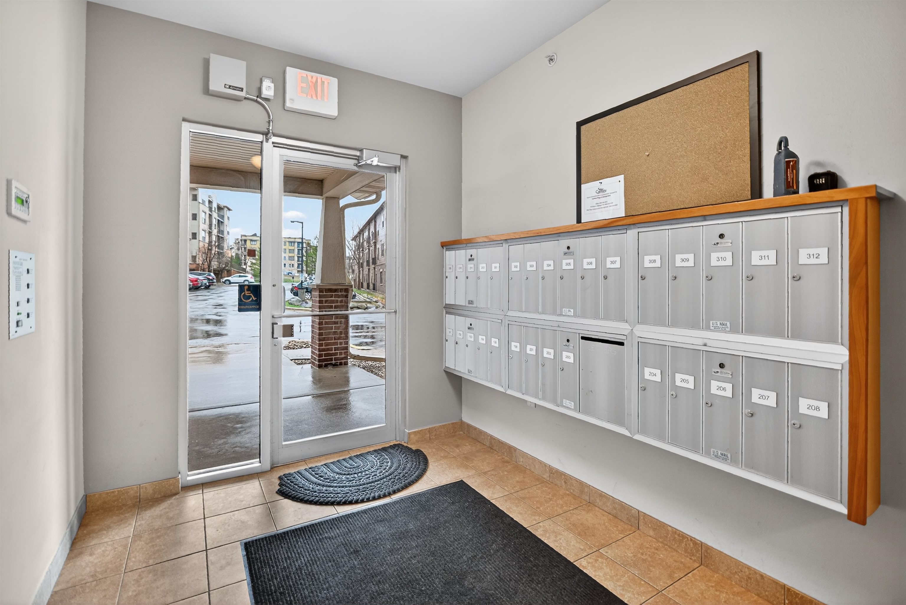 8253 Mayo Drive Unit: 106