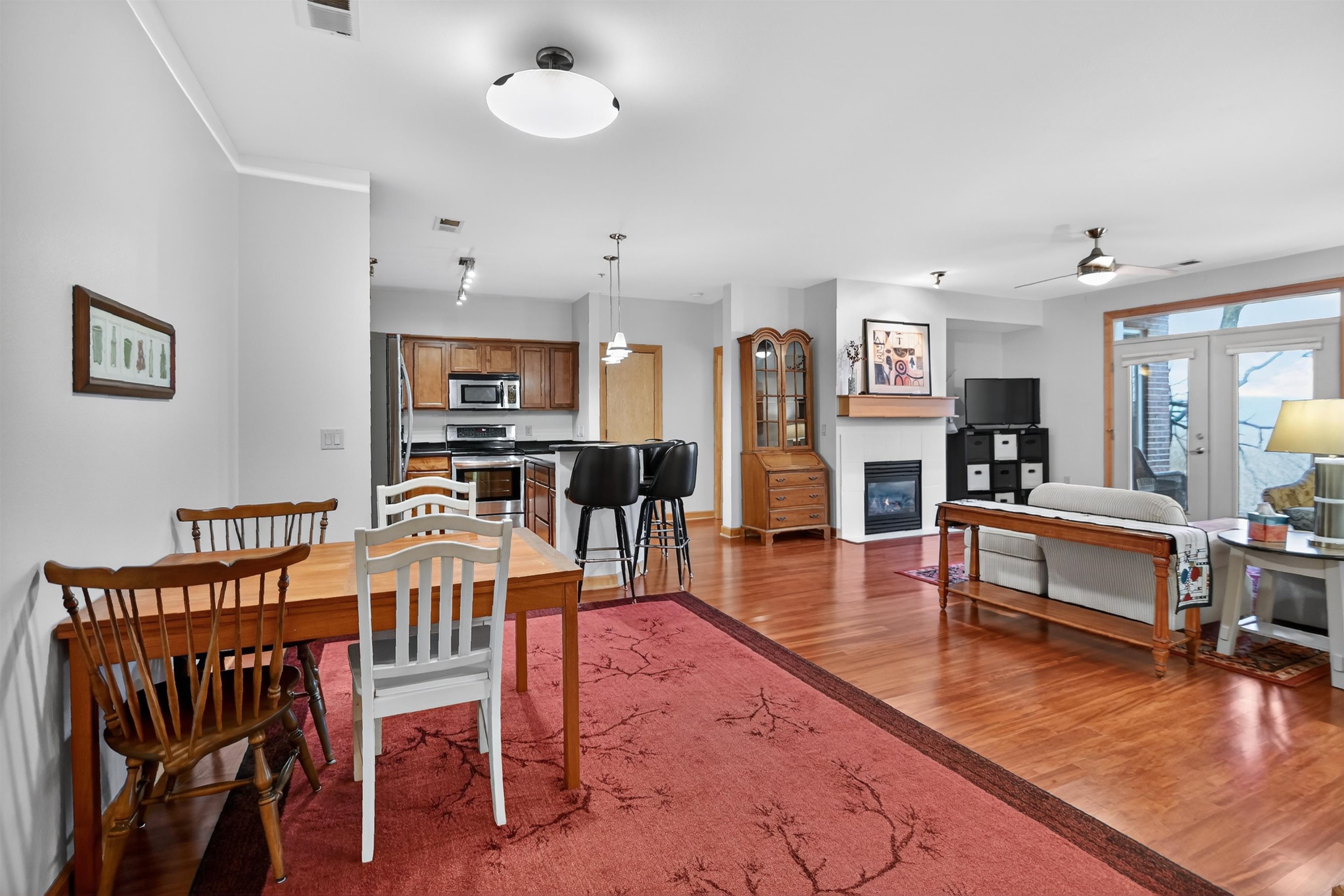 8253 Mayo Drive Unit: 106