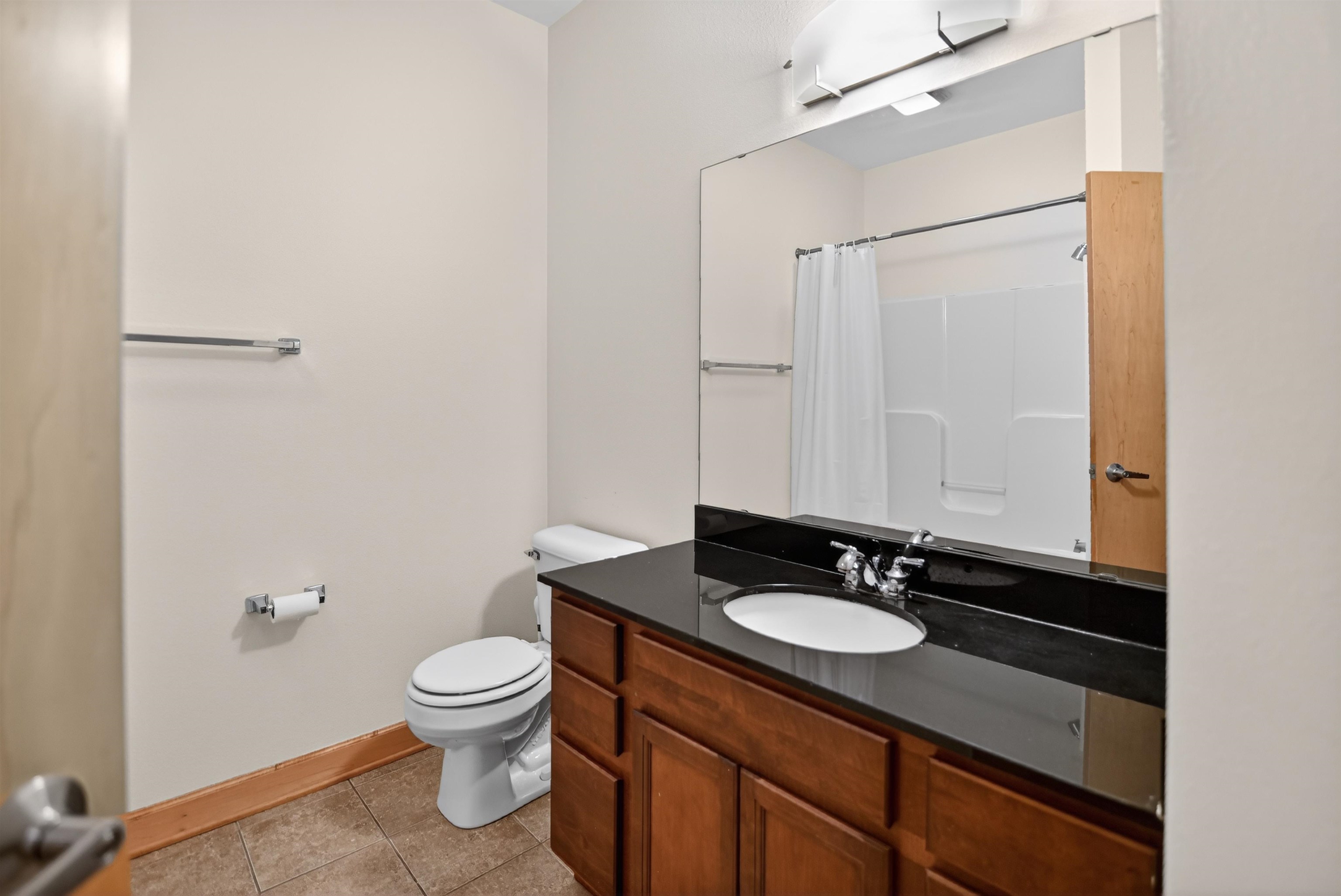 8253 Mayo Drive Unit: 106