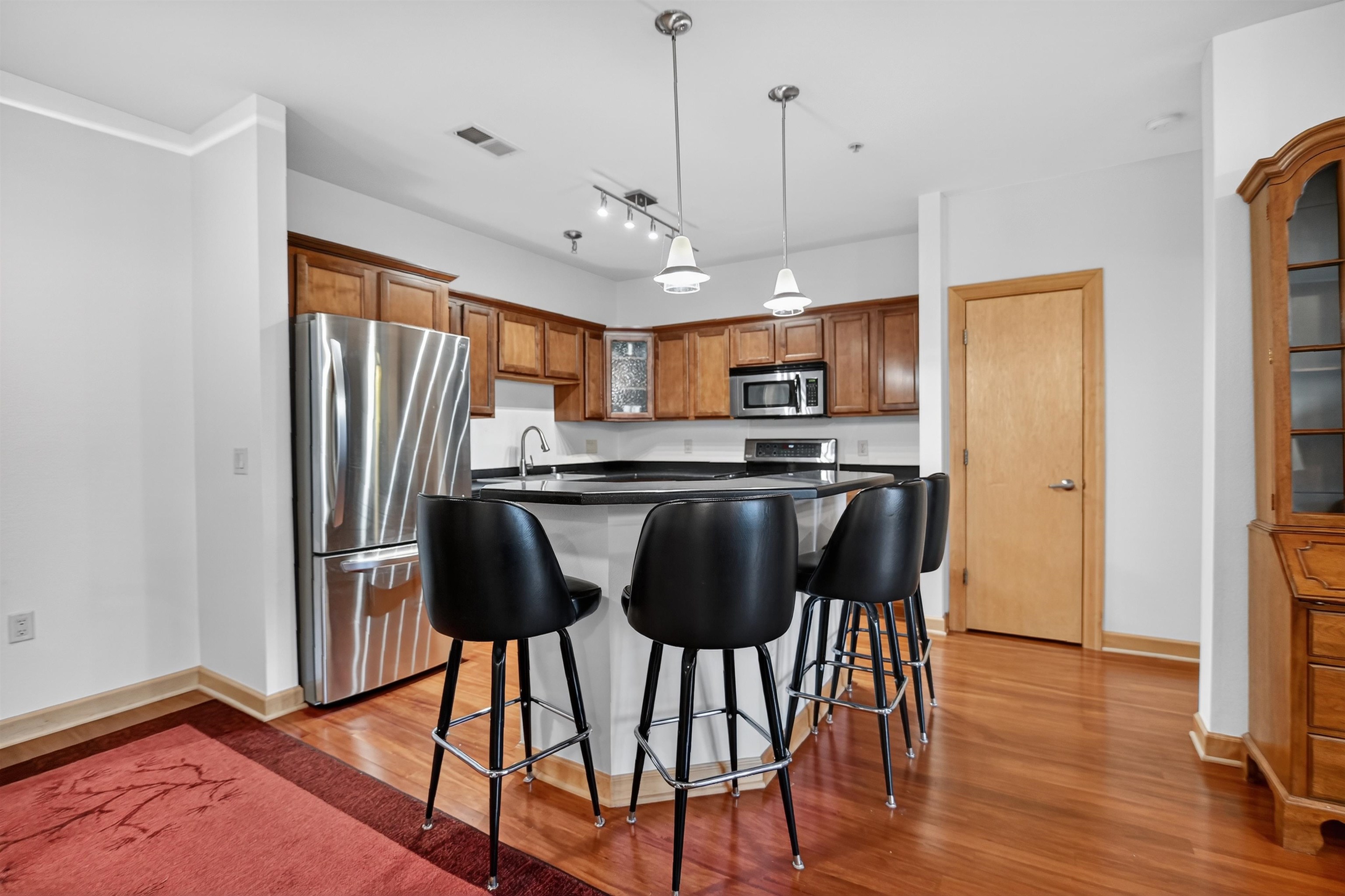 8253 Mayo Drive Unit: 106