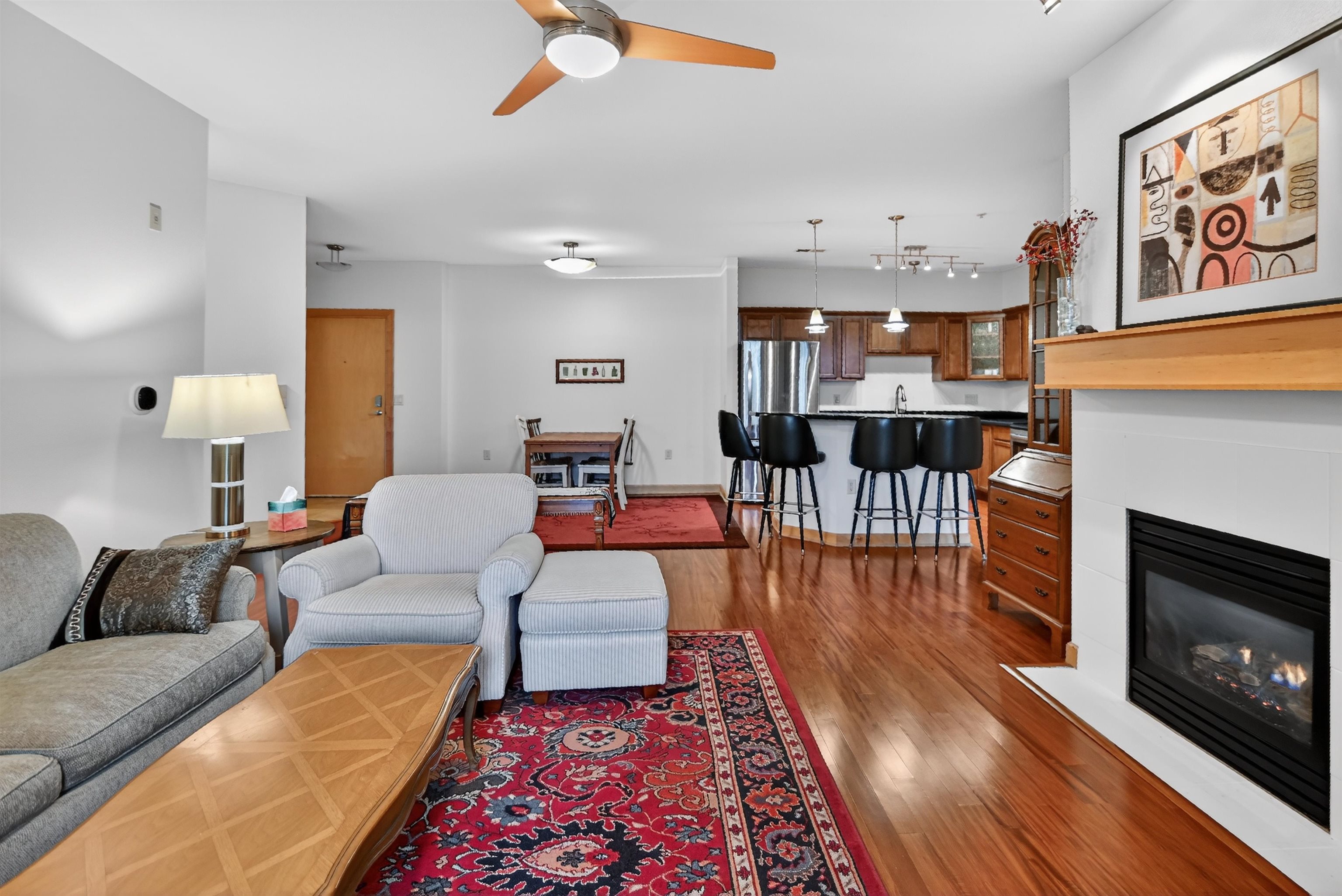 8253 Mayo Drive Unit: 106